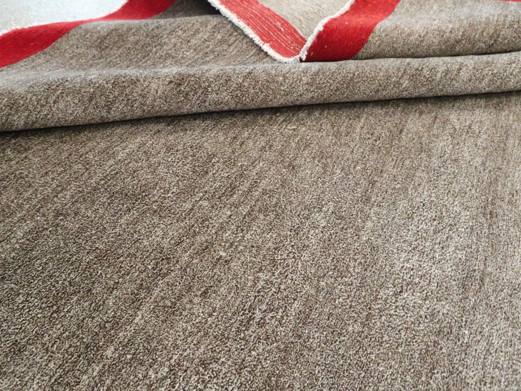 Handgefertigter persischer Mashad-Teppich in Zimmergröße, Art déco inspiriert, Mitte des 20. Jahrhunderts im Angebot 3