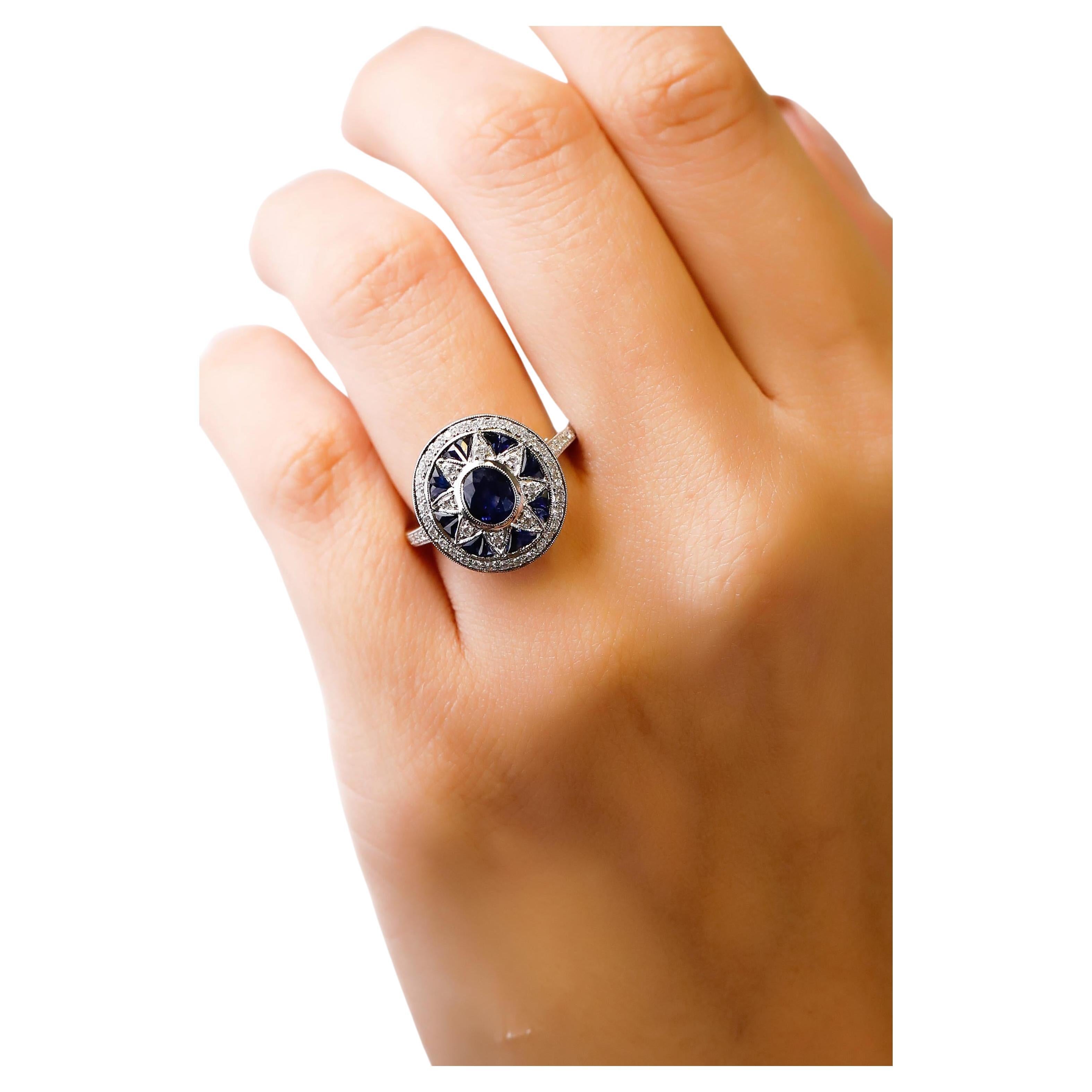 Art Deco inspirierter Neuer 1,97 Karat Saphir 0,32 Karat Diamantring aus 18 Karat Weißgold