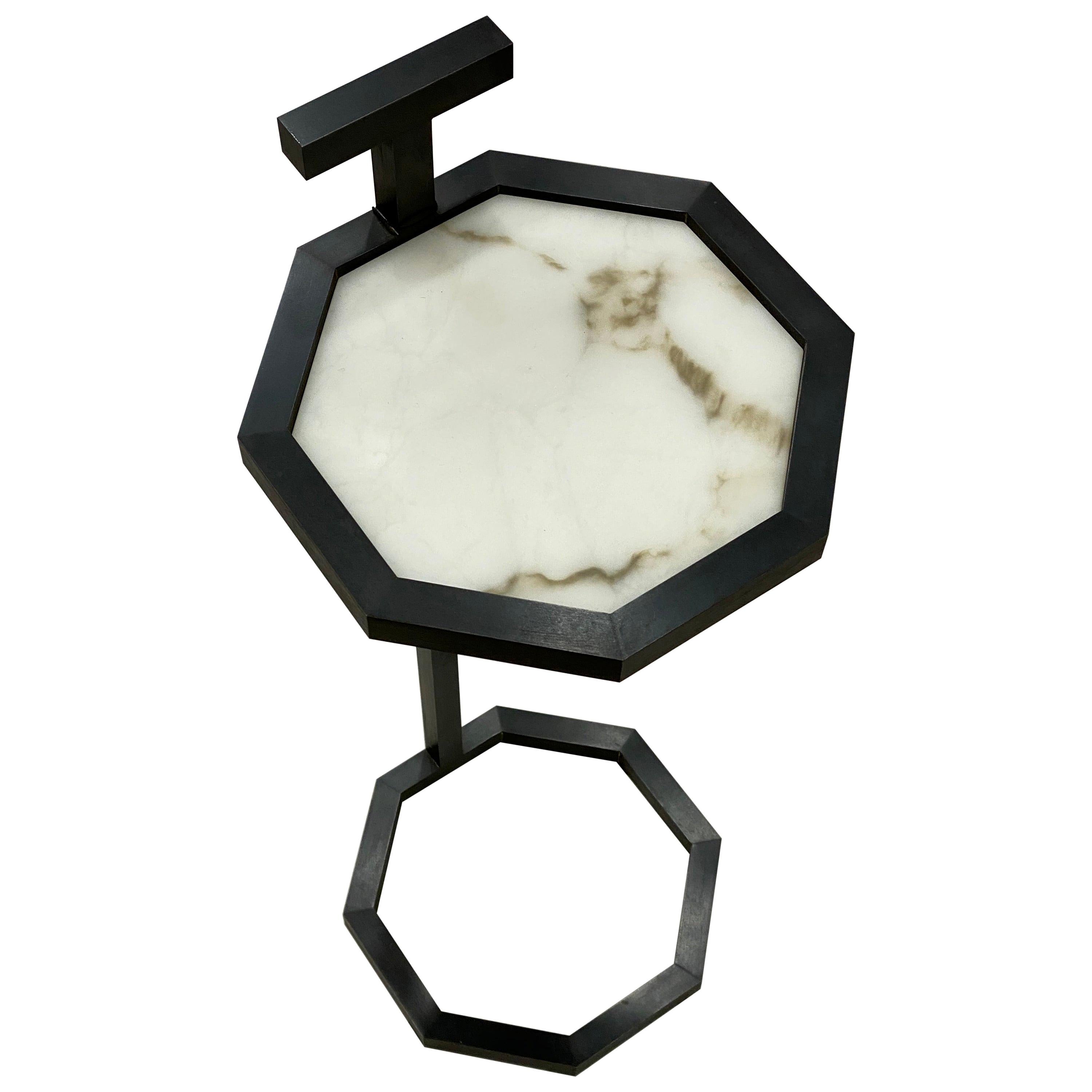 Art déco-inspirierter Octogan-Martini-Tisch aus geschwärztem Stahl mit Marblo-Oberfläche im Angebot