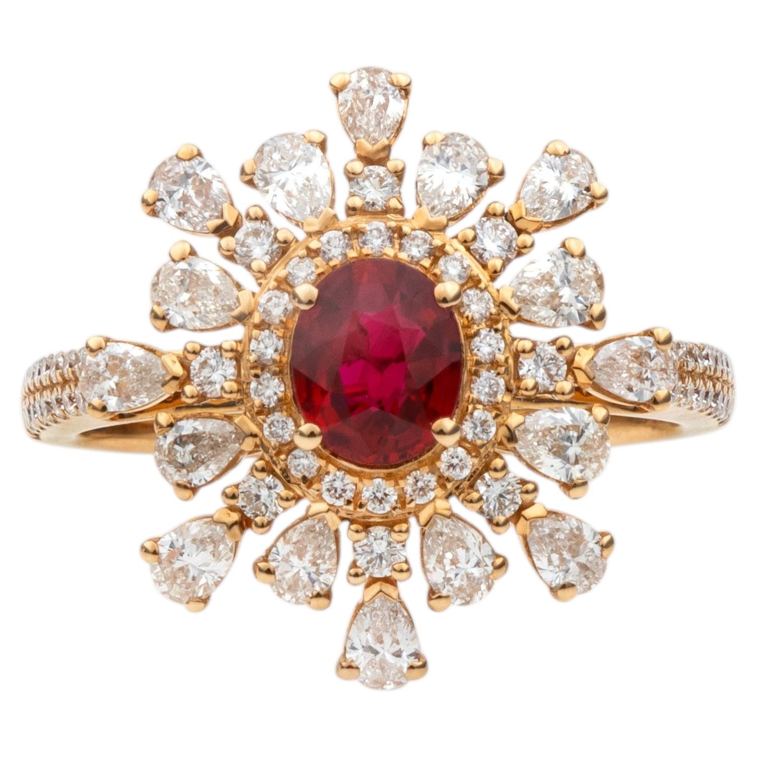 Von Art Déco inspirierter ovaler Rubinring mit doppeltem Diamant-Halo aus 18-karätigem Gelbgold im Angebot