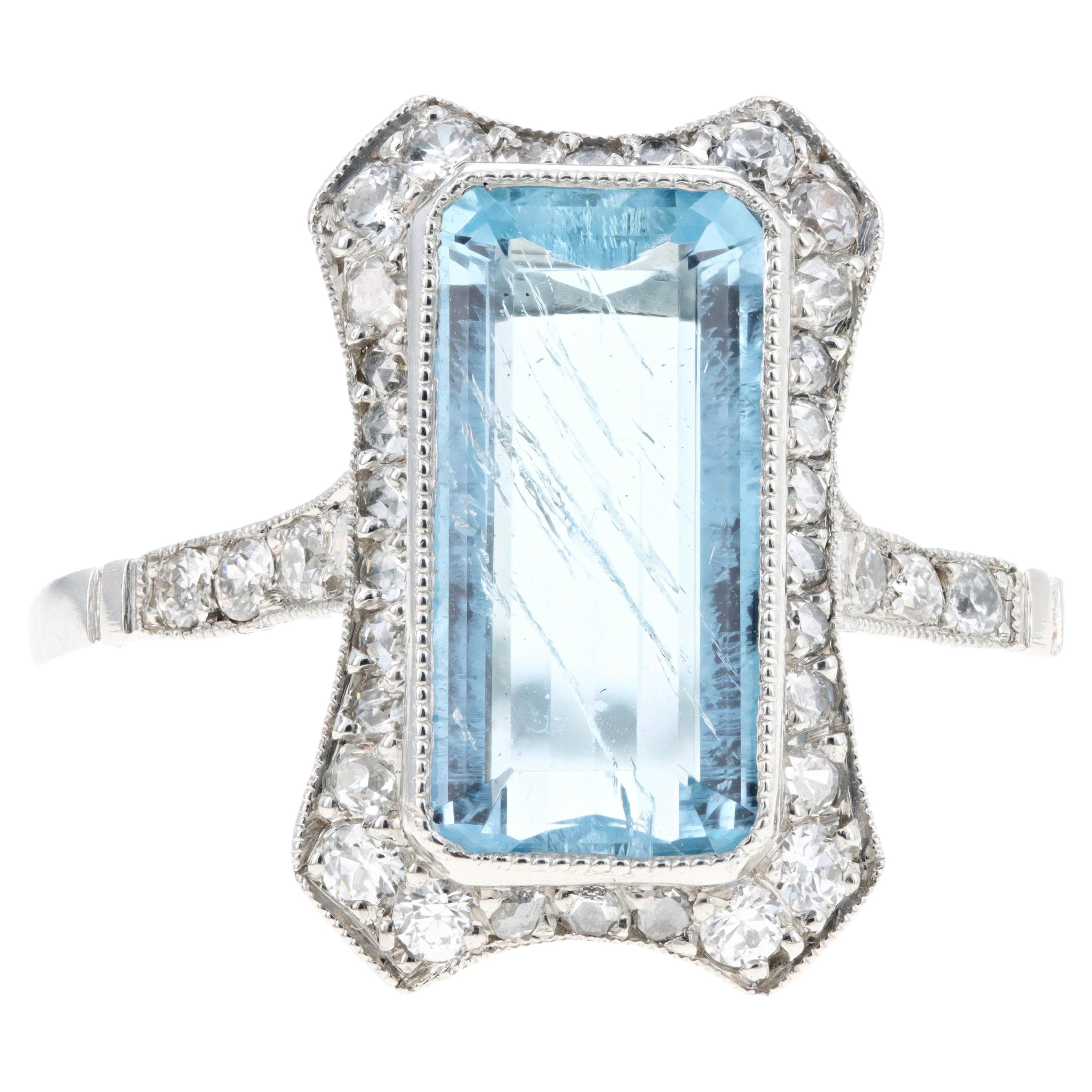 Art Deco inspirierter Platin 2,18 Karat Aquamarin & Diamant-Ring im Angebot