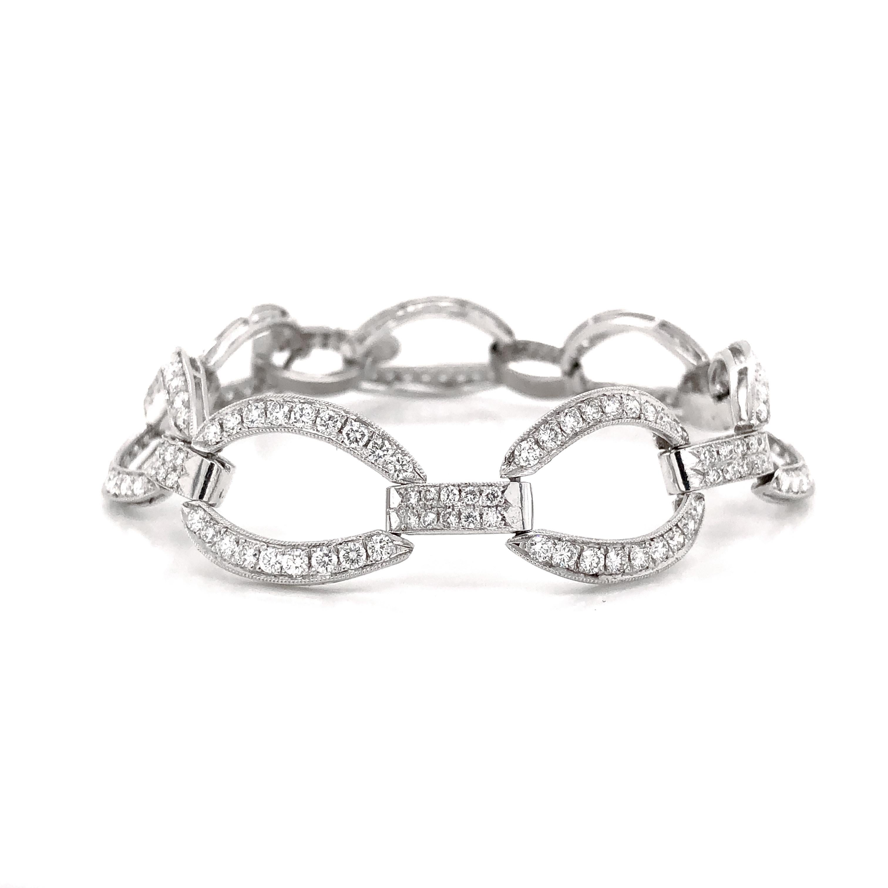 Art Deco Inspired Round Cut Diamonds 6.21 Carat Platinum Chain Bracelet In New Condition For Sale In New York, NY