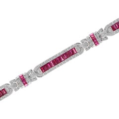 Bracelet unique d'inspiration Art Déco en or blanc 18 carats, rubis rose rouge et diamants