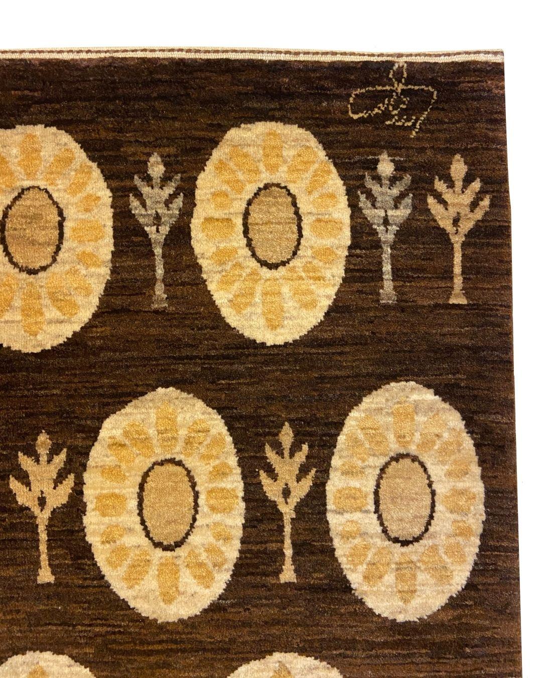 Art Deco-inspirierte Tan und Brown Wolle Perserteppich mit Tribal-Motiven, 3' x 5' (Art déco) im Angebot