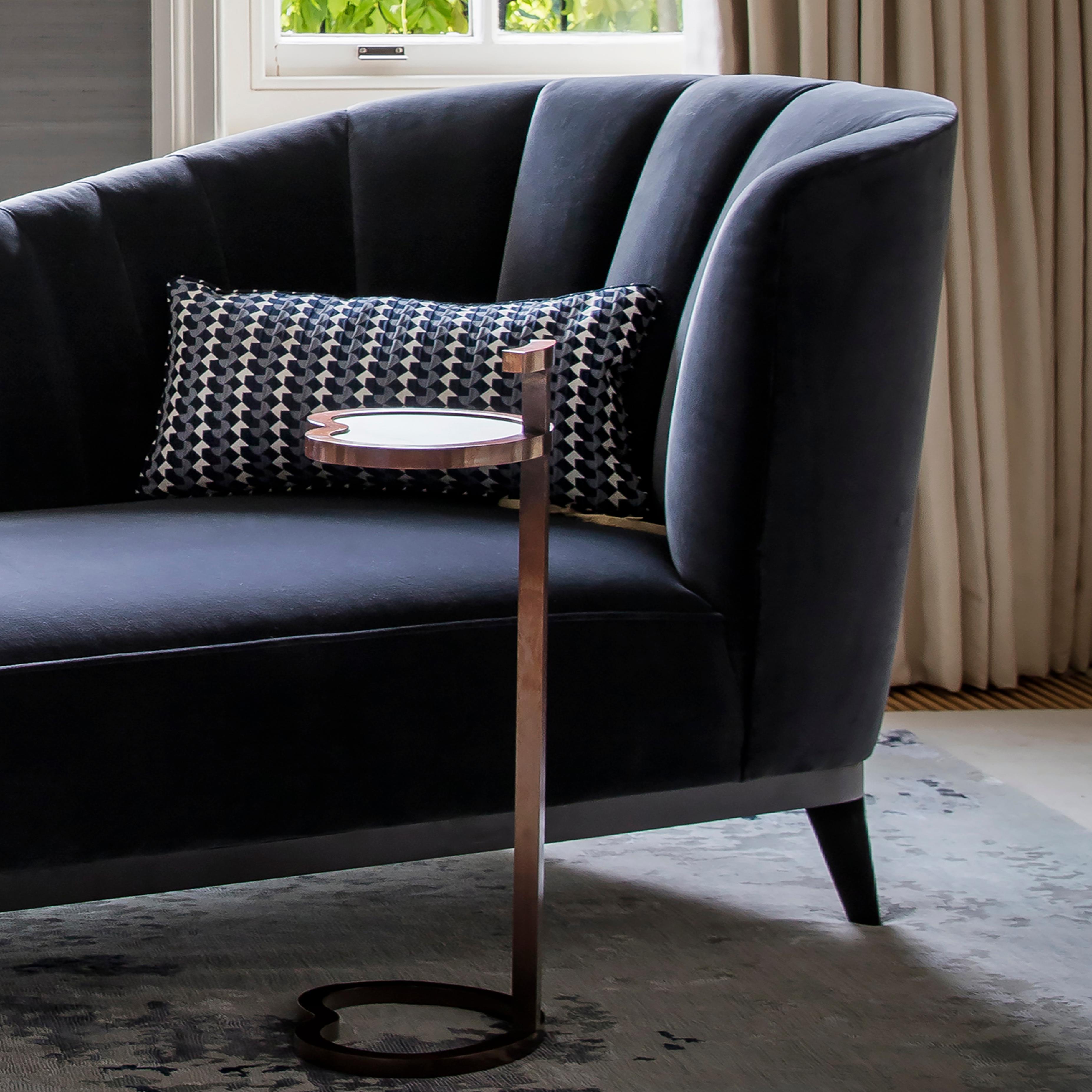 Table à Martini Vesper en forme de noix d'inspiration Art Déco avec revêtement en poudre noire en vente 6