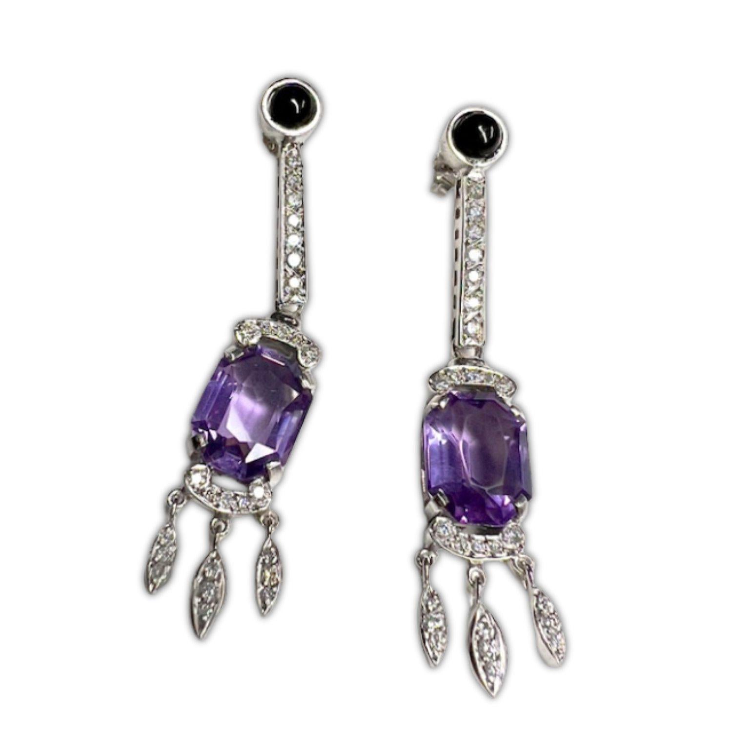 Art Deco-Inspired with Diamonds, Onyx, and Amethysts white Gold Earrings In Good Condition For Sale In MADRID, ES
