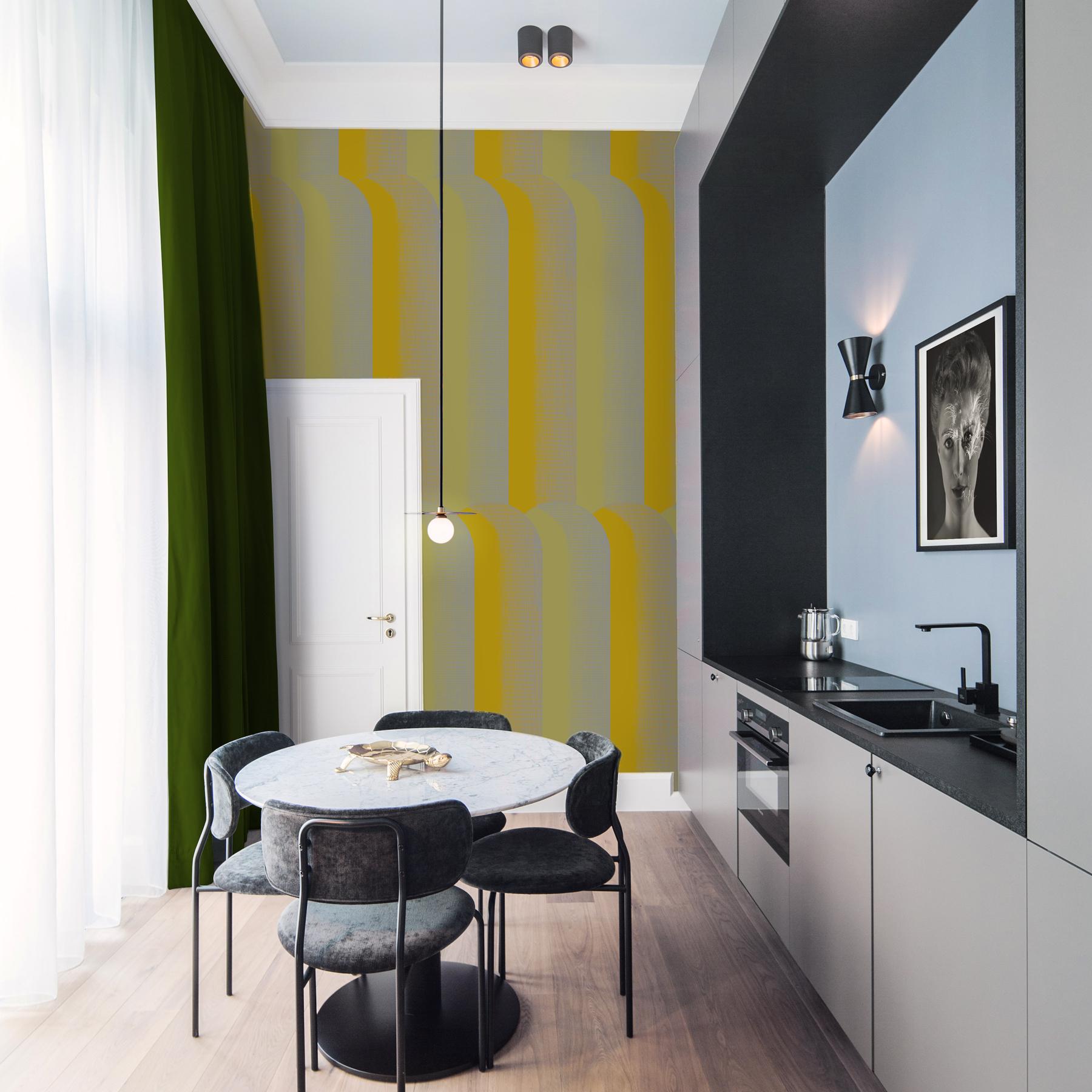 Art Déco Carta da parati gialla e grigia di ispirazione Art Deco: Scallop Turmeric in vendita