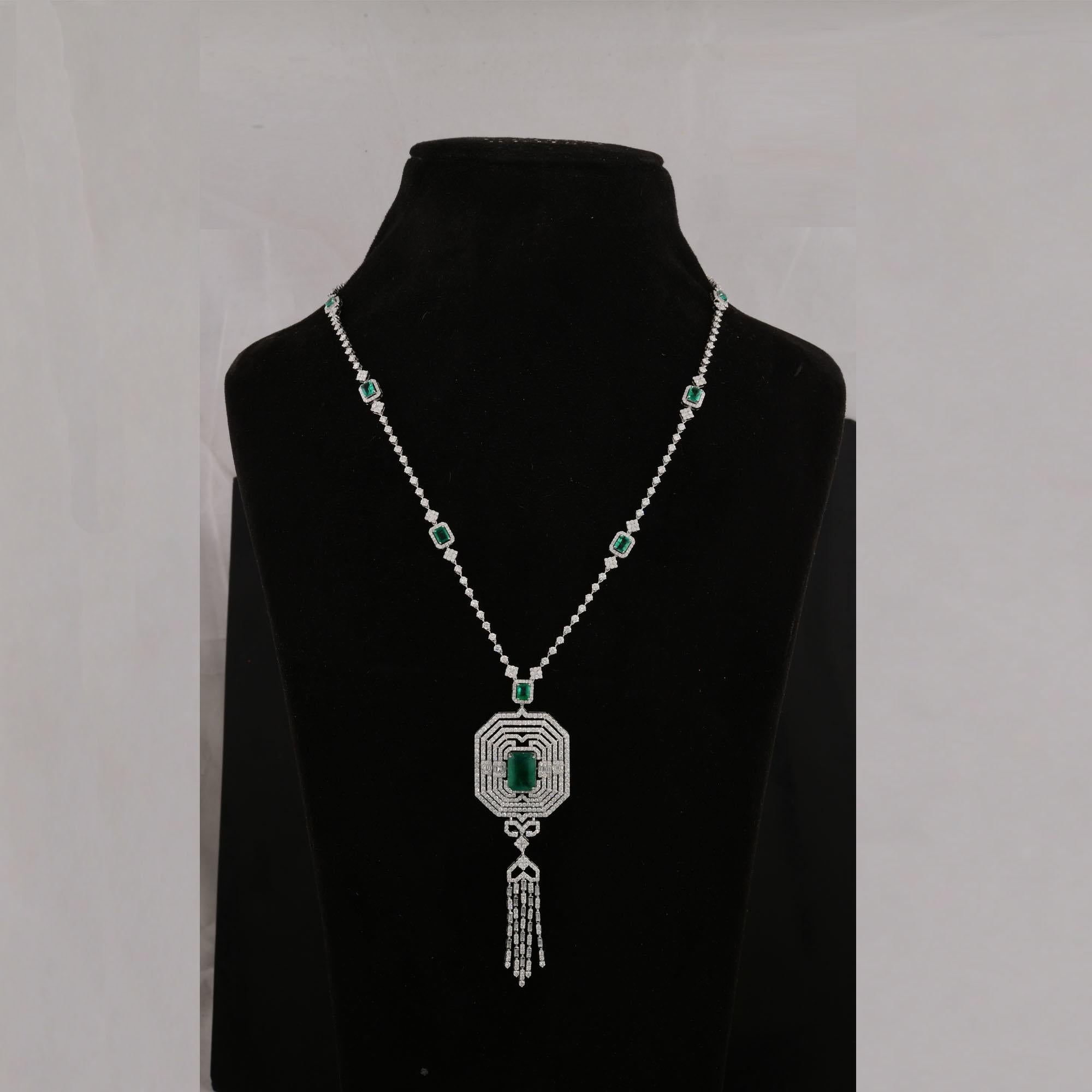 Collana a goccia in oro bianco 14 carati con smeraldo dello Zambia SI/H diamante, ispirata all'Art Deco. in vendita 1