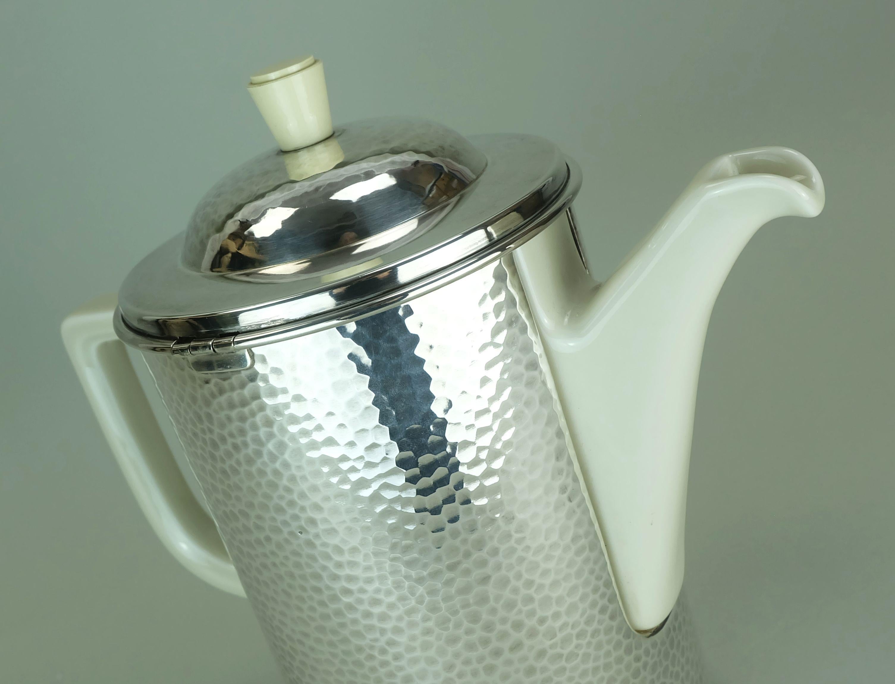 Mid-20th Century art déco insulated COFFEE POT hutschenreuther wmf porcelain and metal 1930s