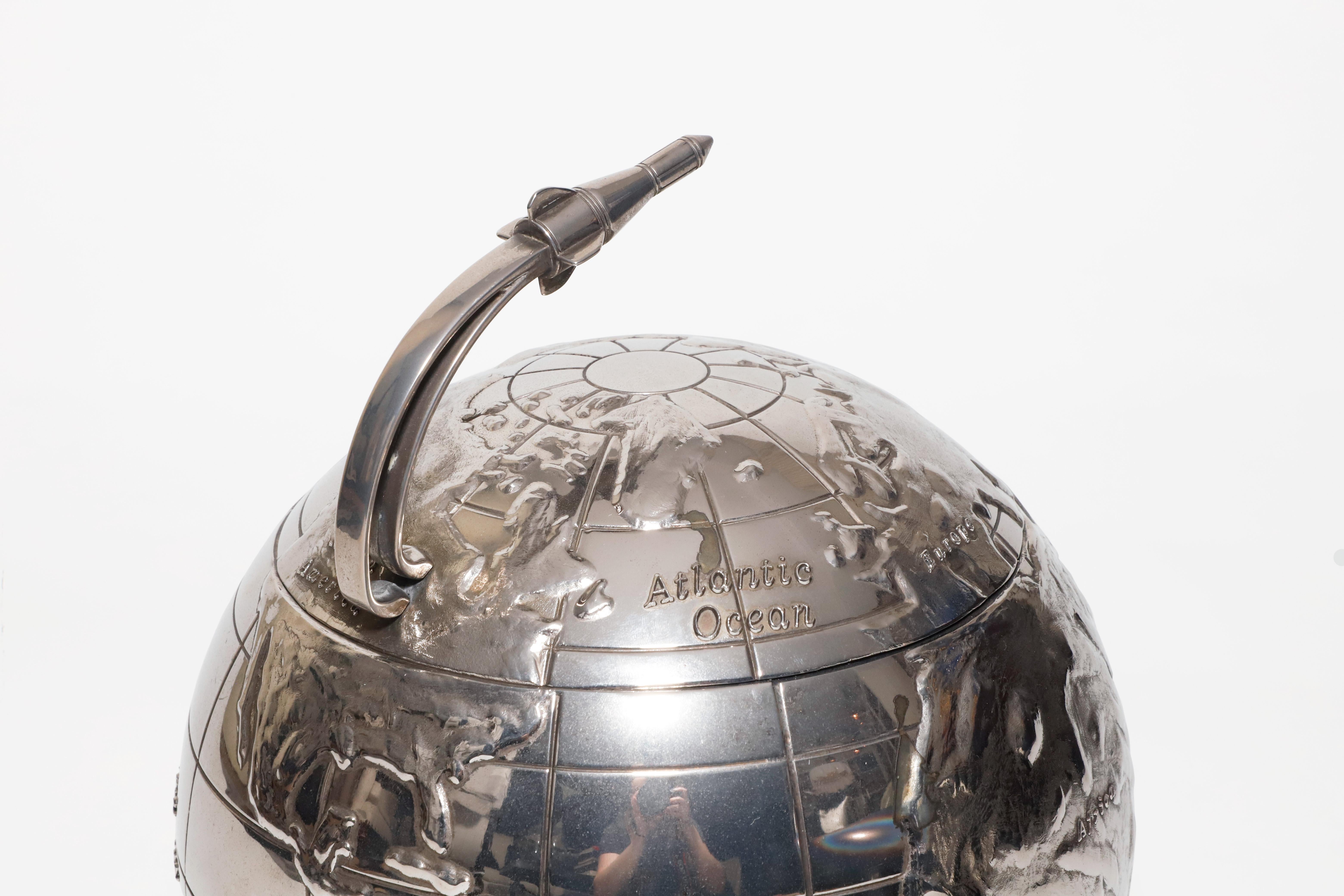 Art déco International Silver Co. Glacière Globe en vente 1