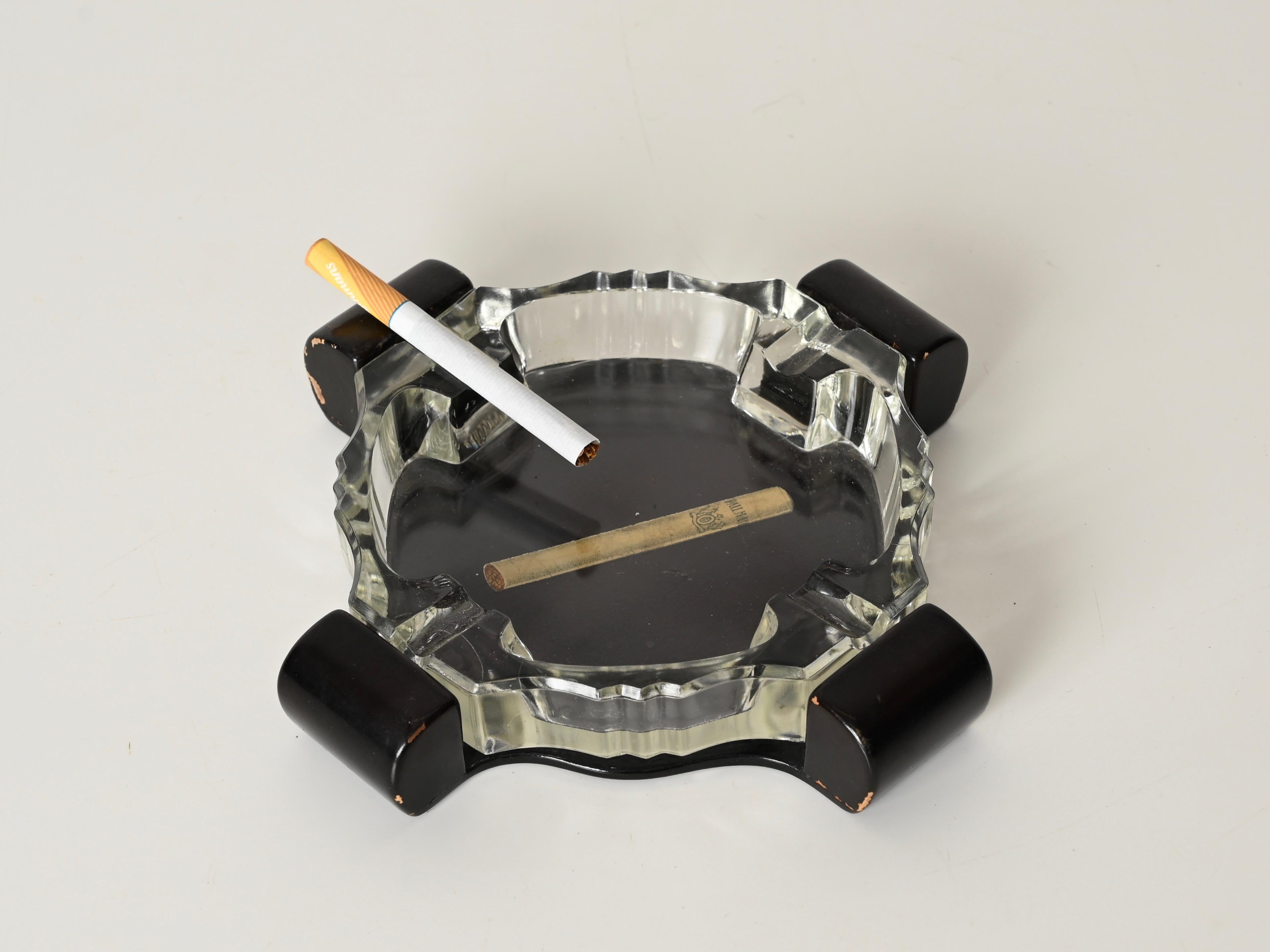 Art Deco Italian Ashtray in Crystal and Lacquered Wood, 1930s For Sale 15