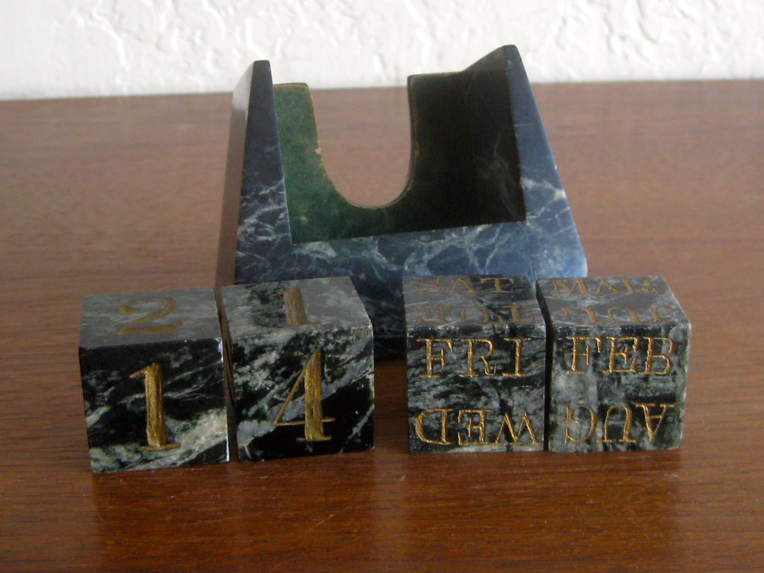 Art Deco Italian Carved Green Marble Perpetual Day/Date/Month Desk Calendar 3