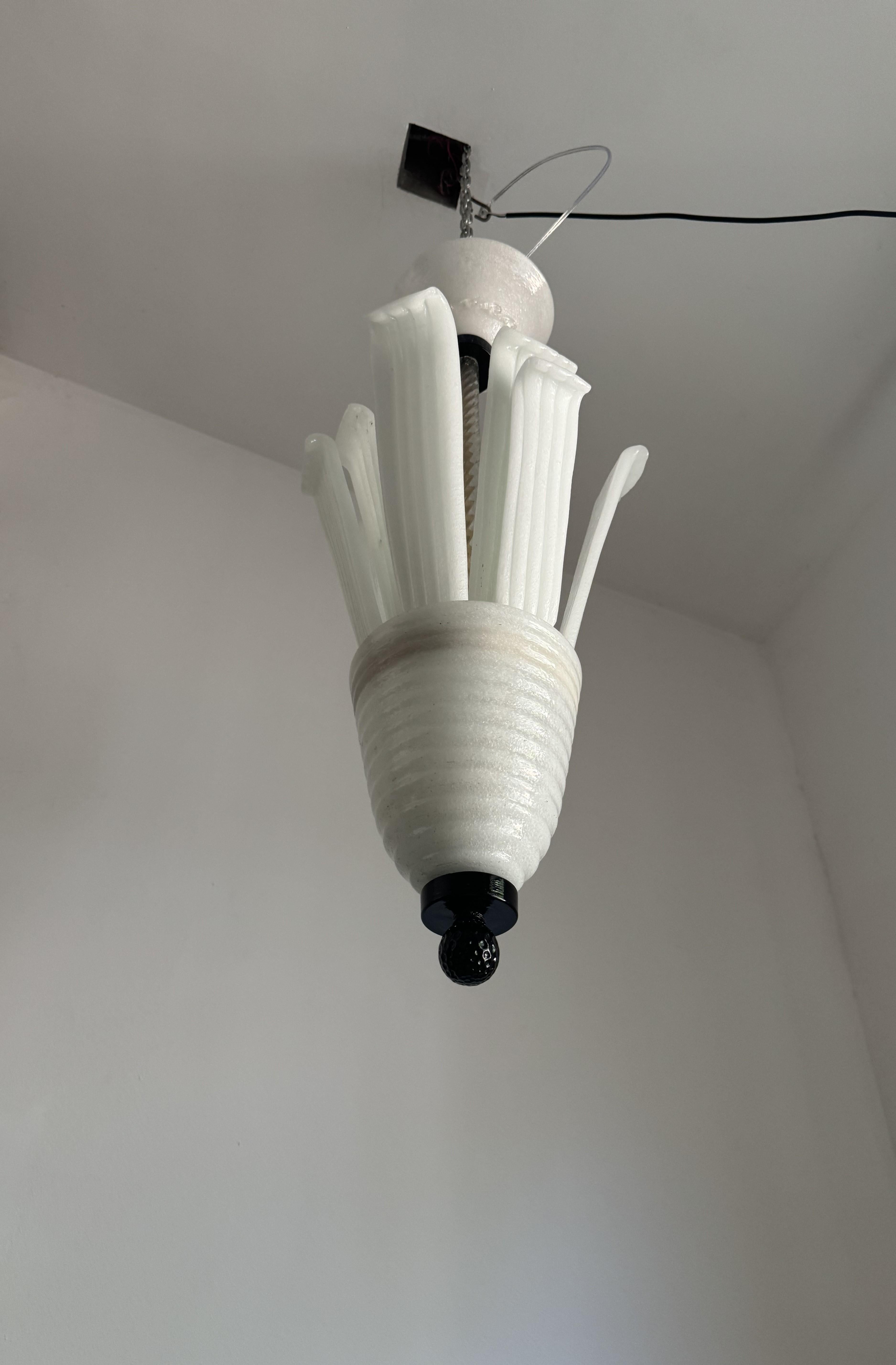 Art Deco Italian Chandelier in Murano Glass. circa 1930 5