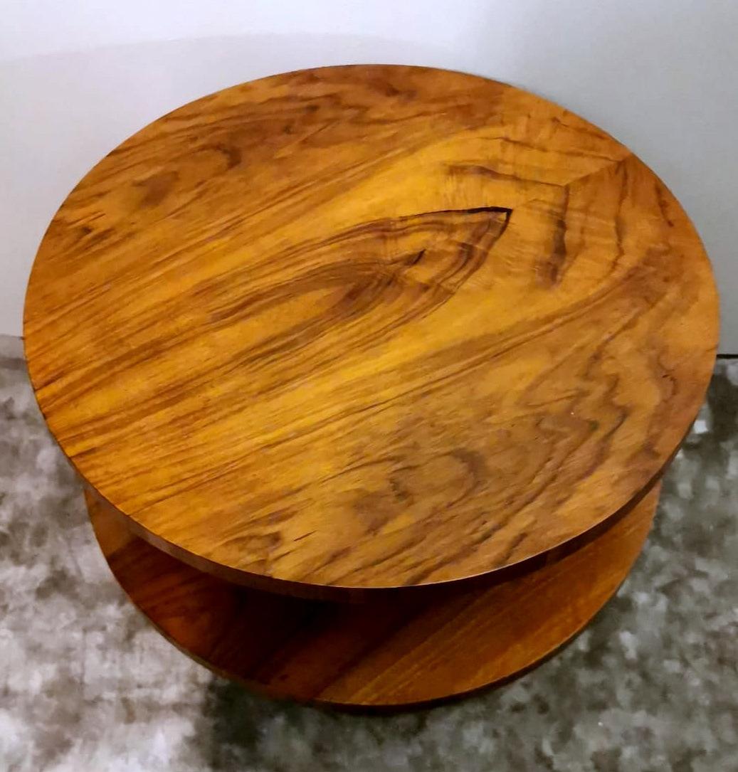 Walnut Art Deco Italian Coffee Table With Two Round Tops For Sale