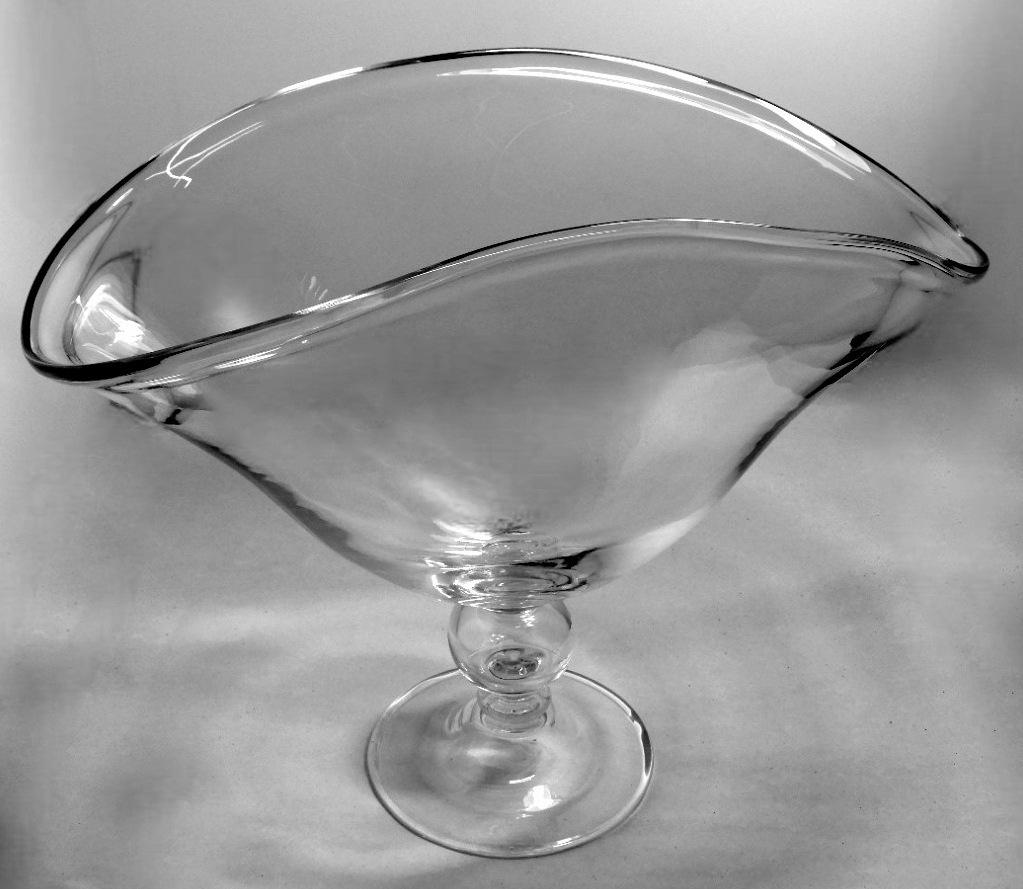 Art Deco Italian Crystal Table Centerpiece Completely Smooth In Excellent Condition For Sale In Prato, Tuscany