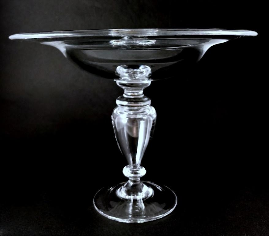 Italienischer Kristall-Tisch-Tafelaufsatz im Art-déco-Stil, komplett glatt (Handgefertigt) im Angebot