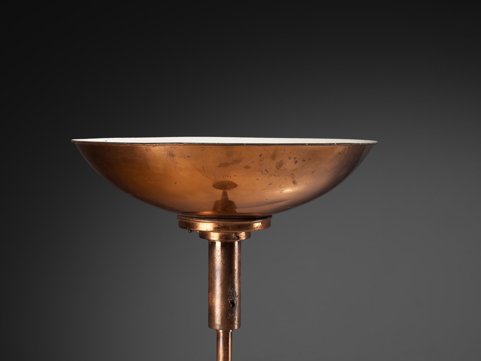 Art Deco Italian Floor Lamp in Copper Bon état - En vente à Waalwijk, NL