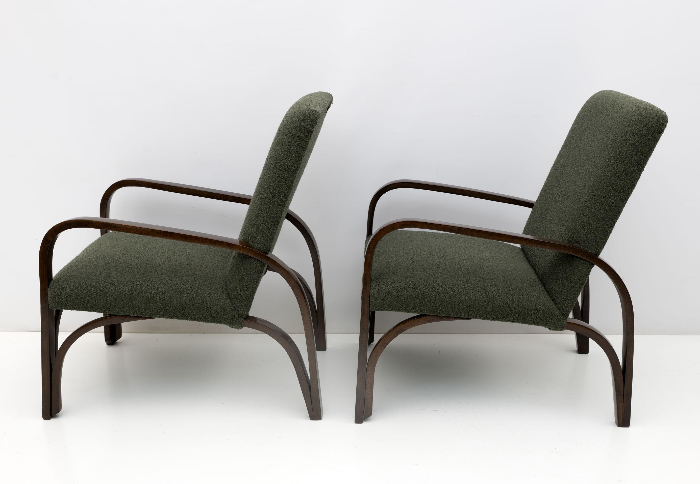 Mid-20th Century Art Dèco Italian Green Bouclè Two Armchairs and Small Sofa, 1930s For Sale