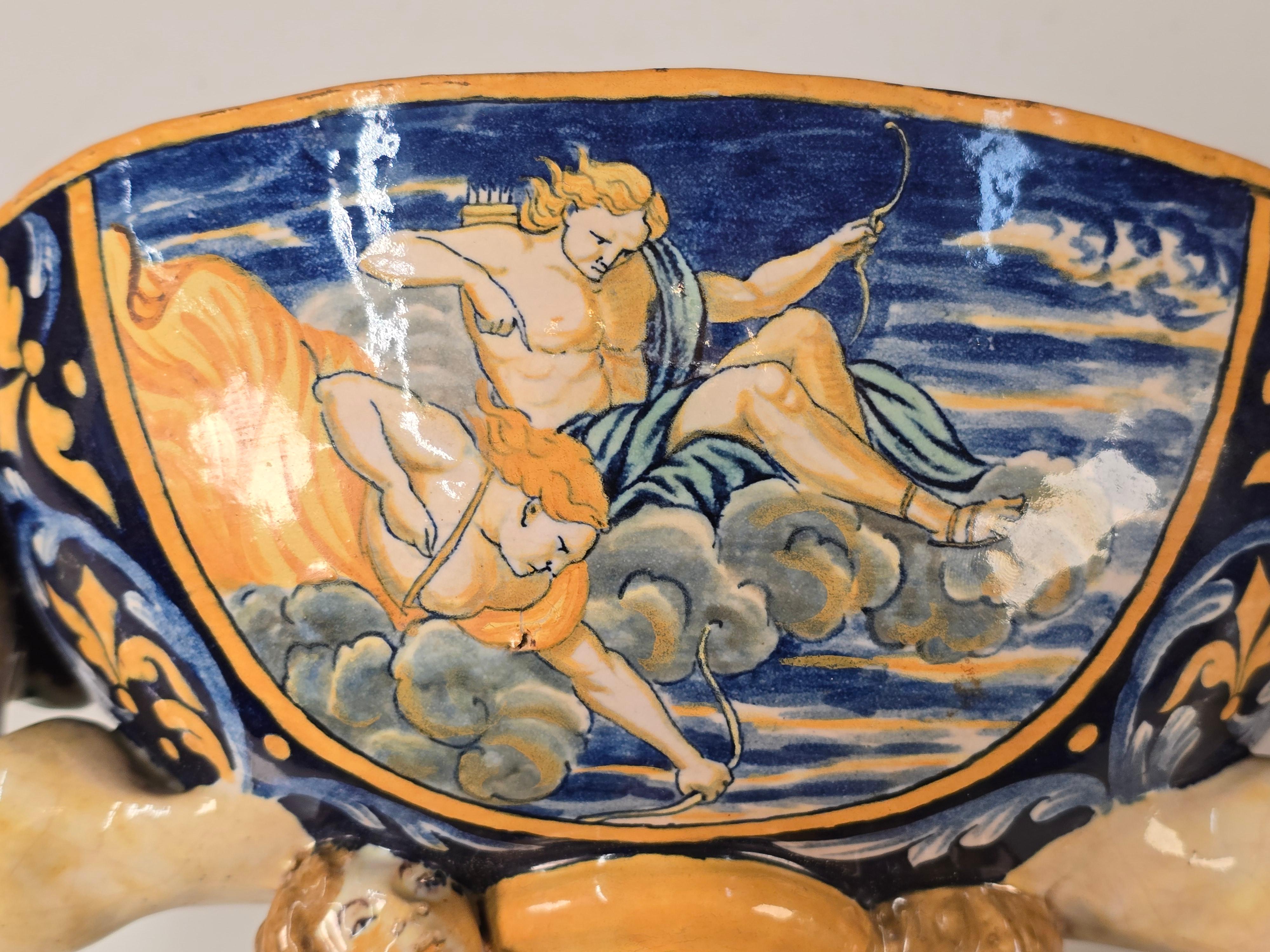 Centre de table italien en majolique Art déco en vente 3