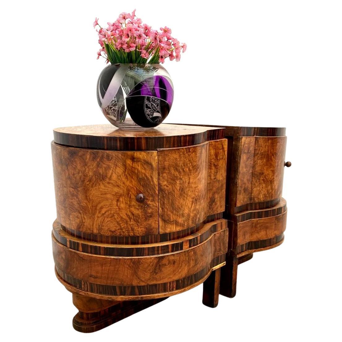 Coppia di comodini a forma di tamburo in noce Art Déco italiano in vendita 6