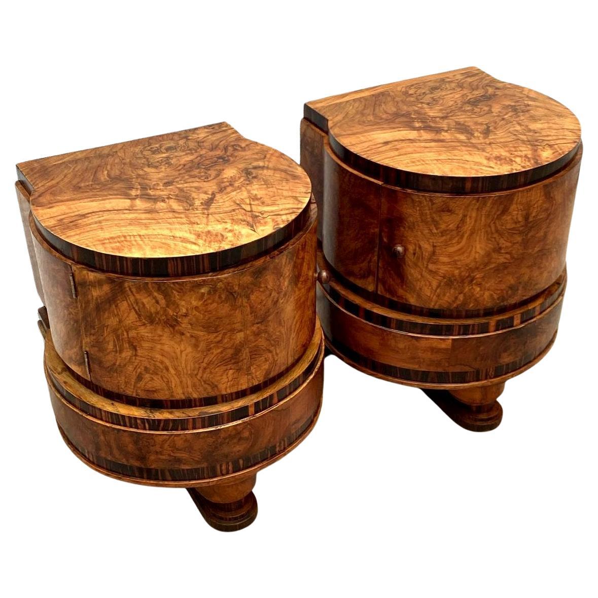 Coppia di comodini a forma di tamburo in noce Art Déco italiano in vendita 8
