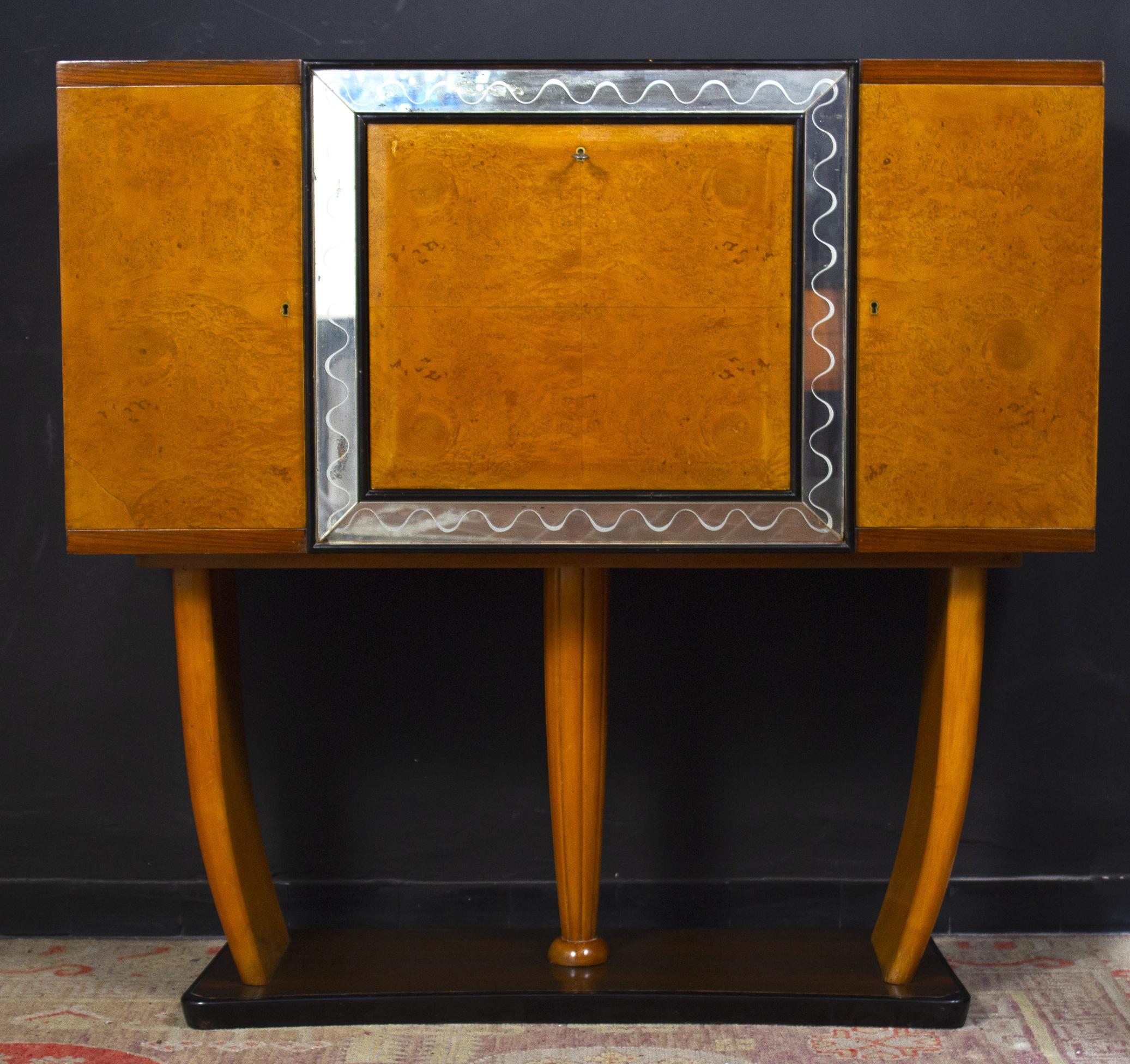 Art Deco Italian Rare Bar Cabinet Attributed to Osvaldo Borsani In Good Condition In Rome, IT