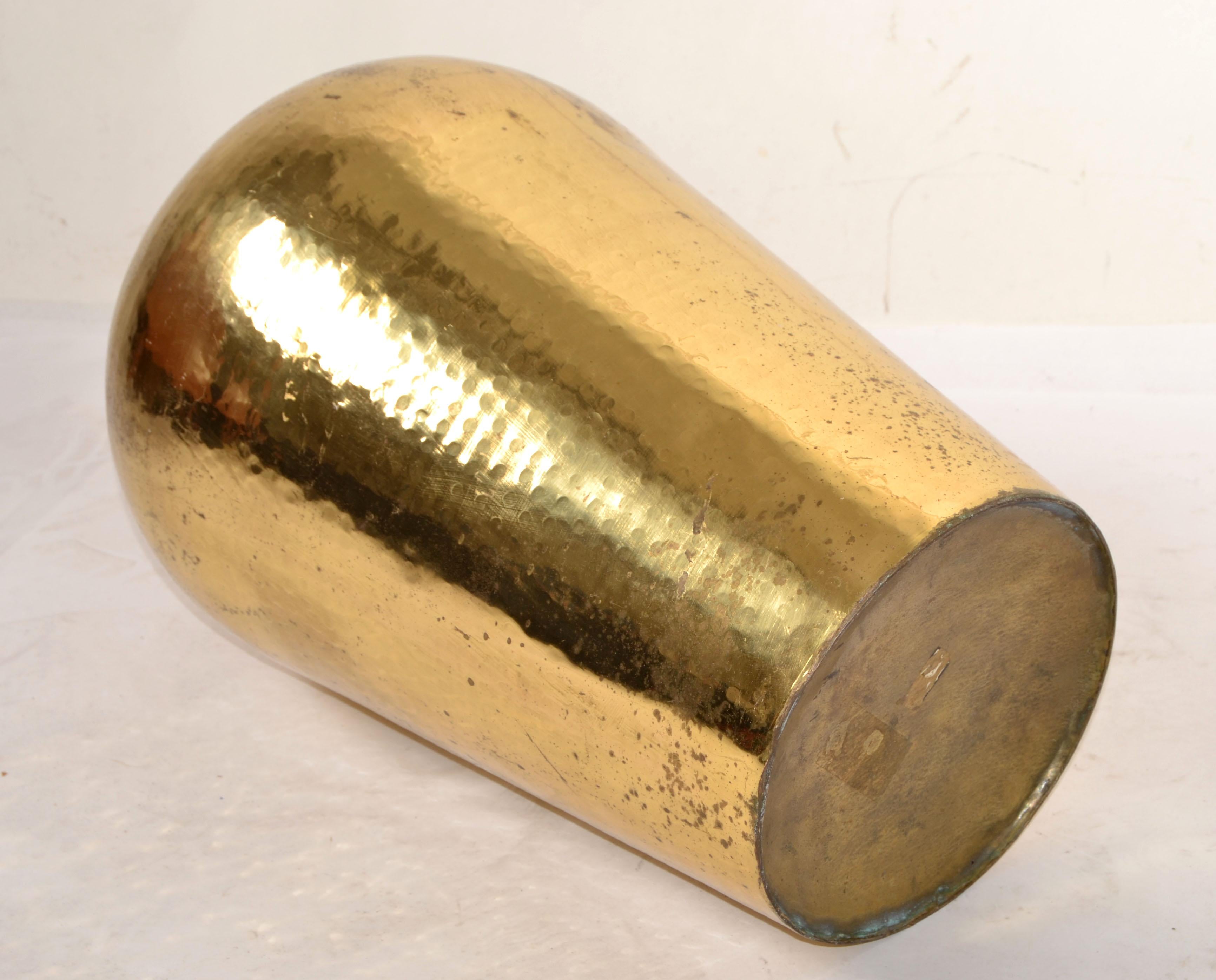 Art Deco Italian Style Large Urn Cone Shape Hand-Hammered Brass Vase Vessel 1970 1