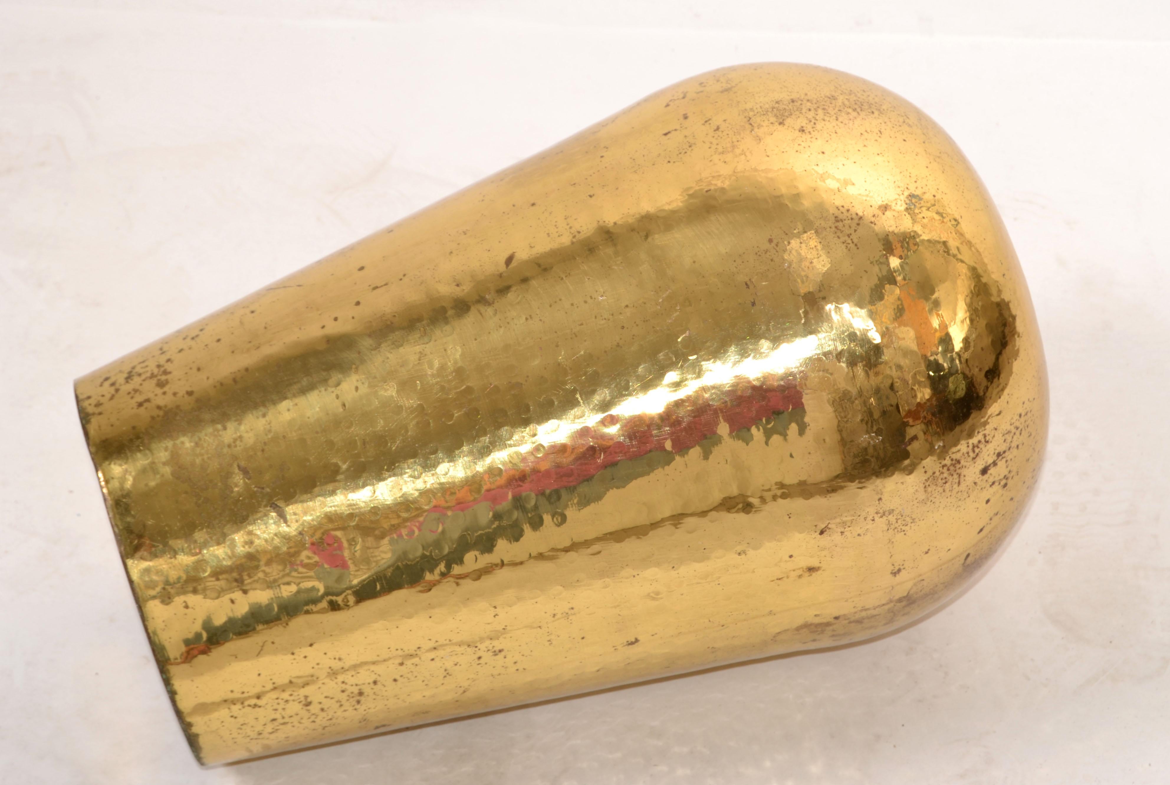 Art Deco Italian Style Large Urn Cone Shape Hand-Hammered Brass Vase Vessel 1970 2