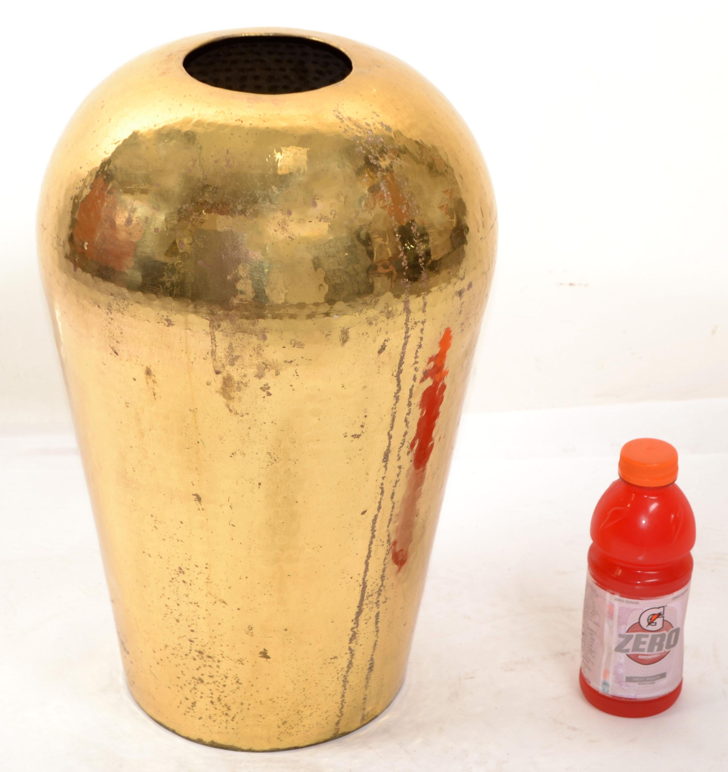 Art Deco Italian Style Large Urn Cone Shape Hand-Hammered Brass Vase Vessel 1970 3