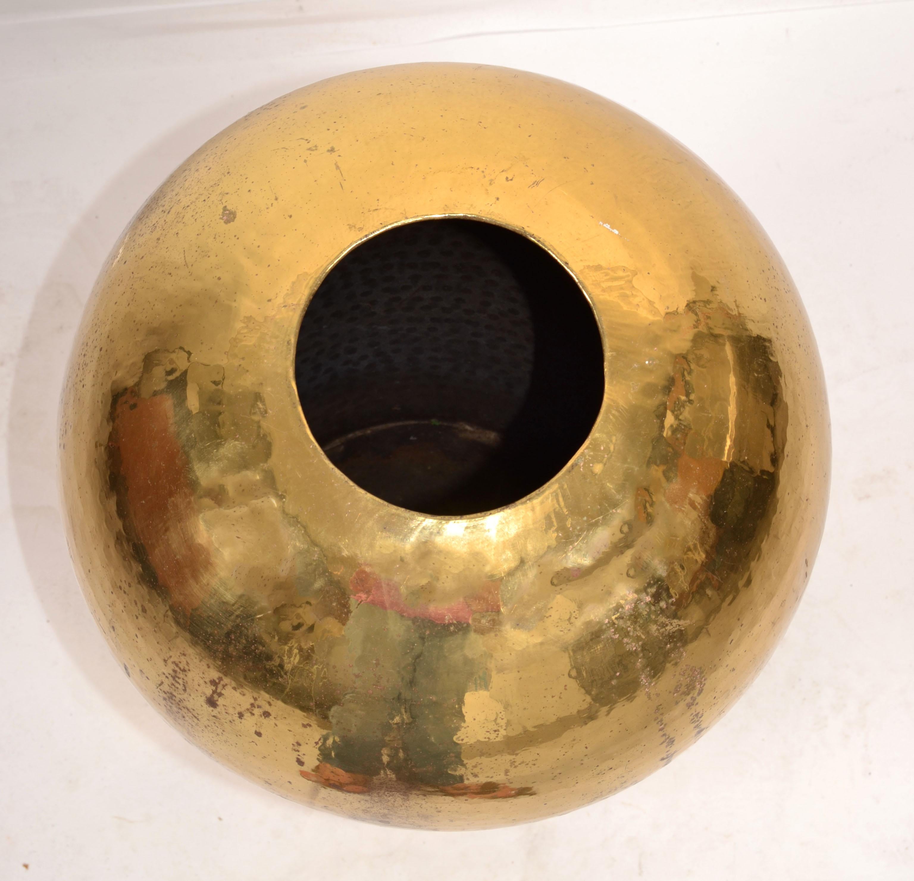 Art Deco Italian Style Large Urn Cone Shape Hand-Hammered Brass Vase Vessel 1970 5