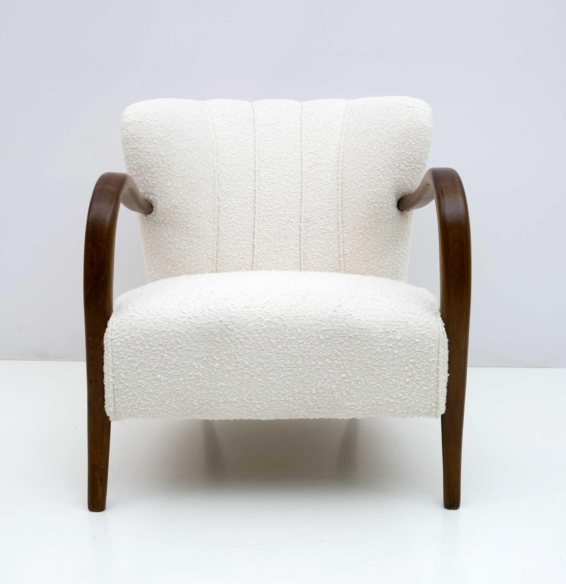 Art Déco Italian Walnut and Bouclé Armchair, 1920s 4