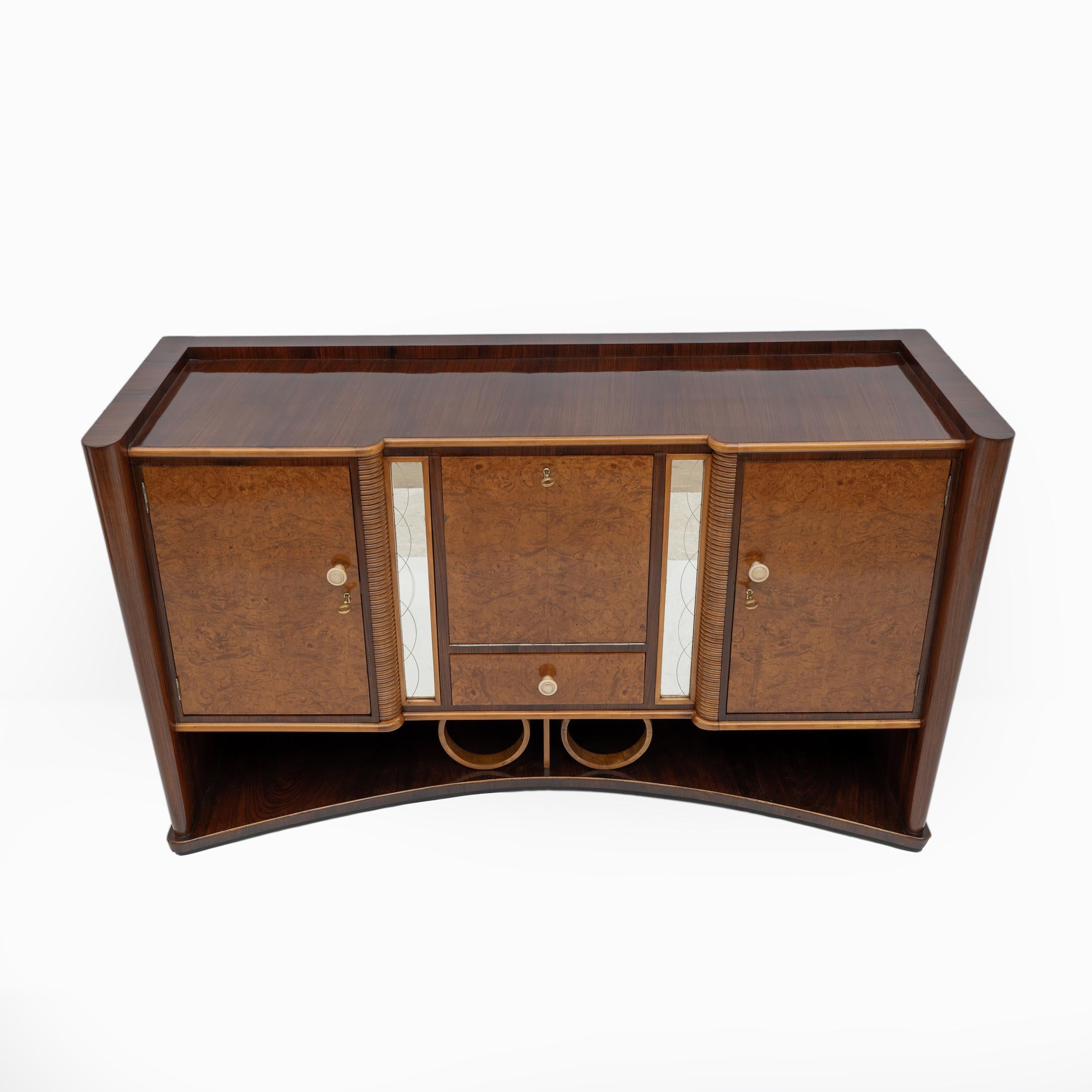 Mirror Art Decò Italian Walnut and Maple Sideboard, 1930s For Sale