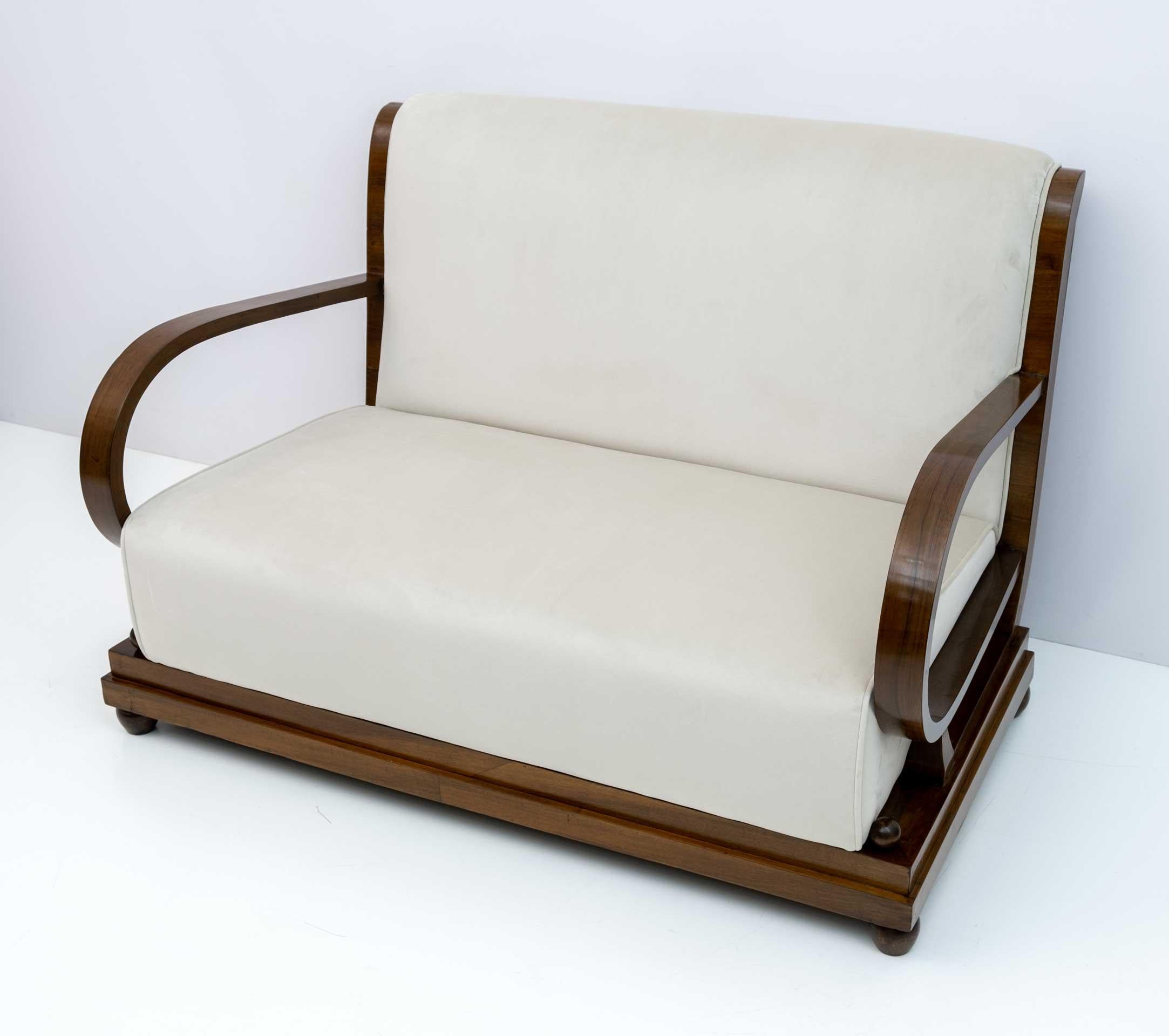 Art Deco Art Dèco Italian Walnut and Velvet Sofa, 1920s For Sale