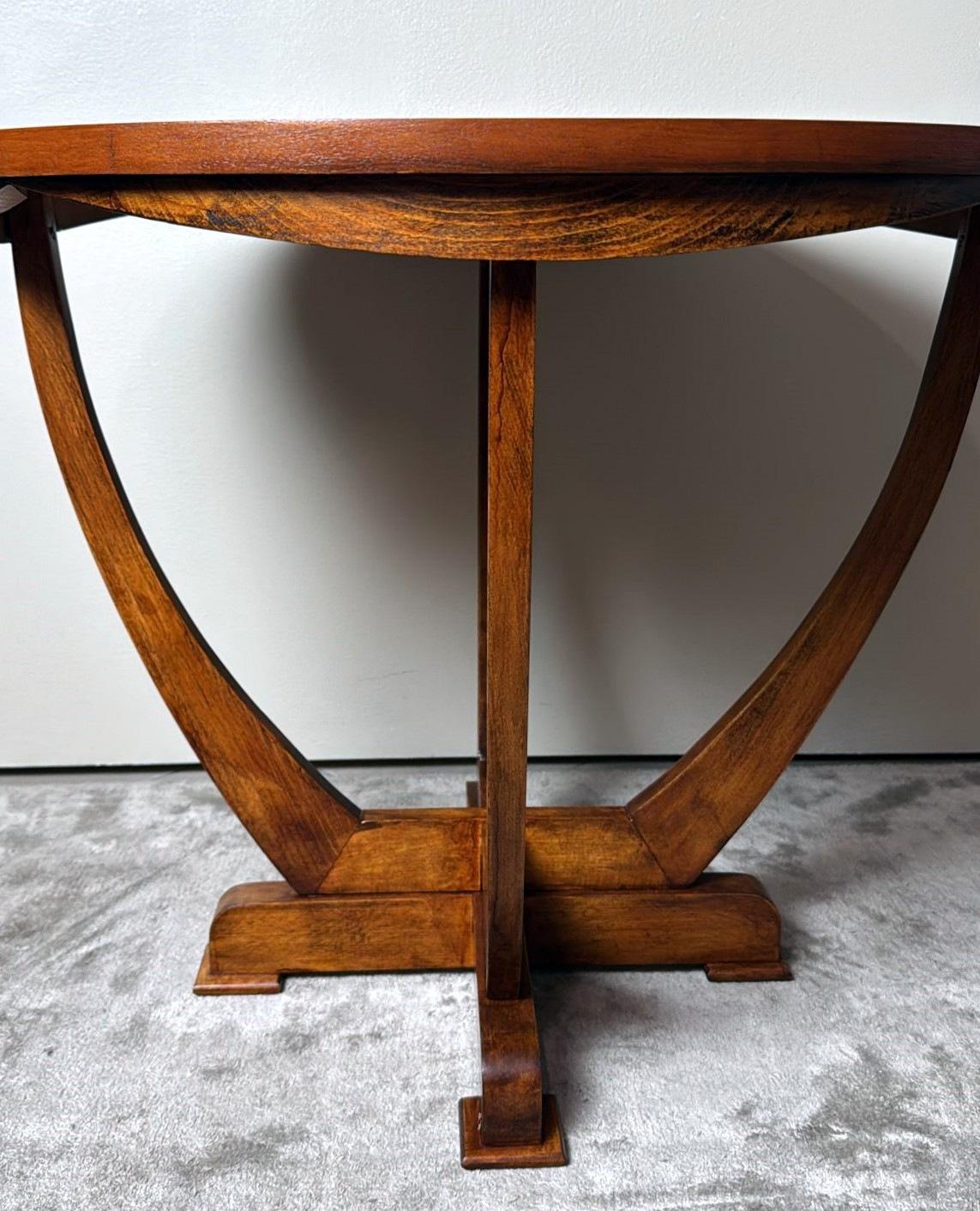 Table basse italienne Art Déco en noyer en vente 5