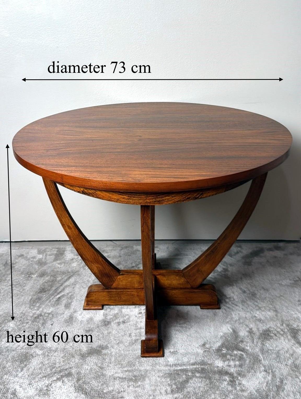 Table basse italienne Art Déco en noyer en vente 13