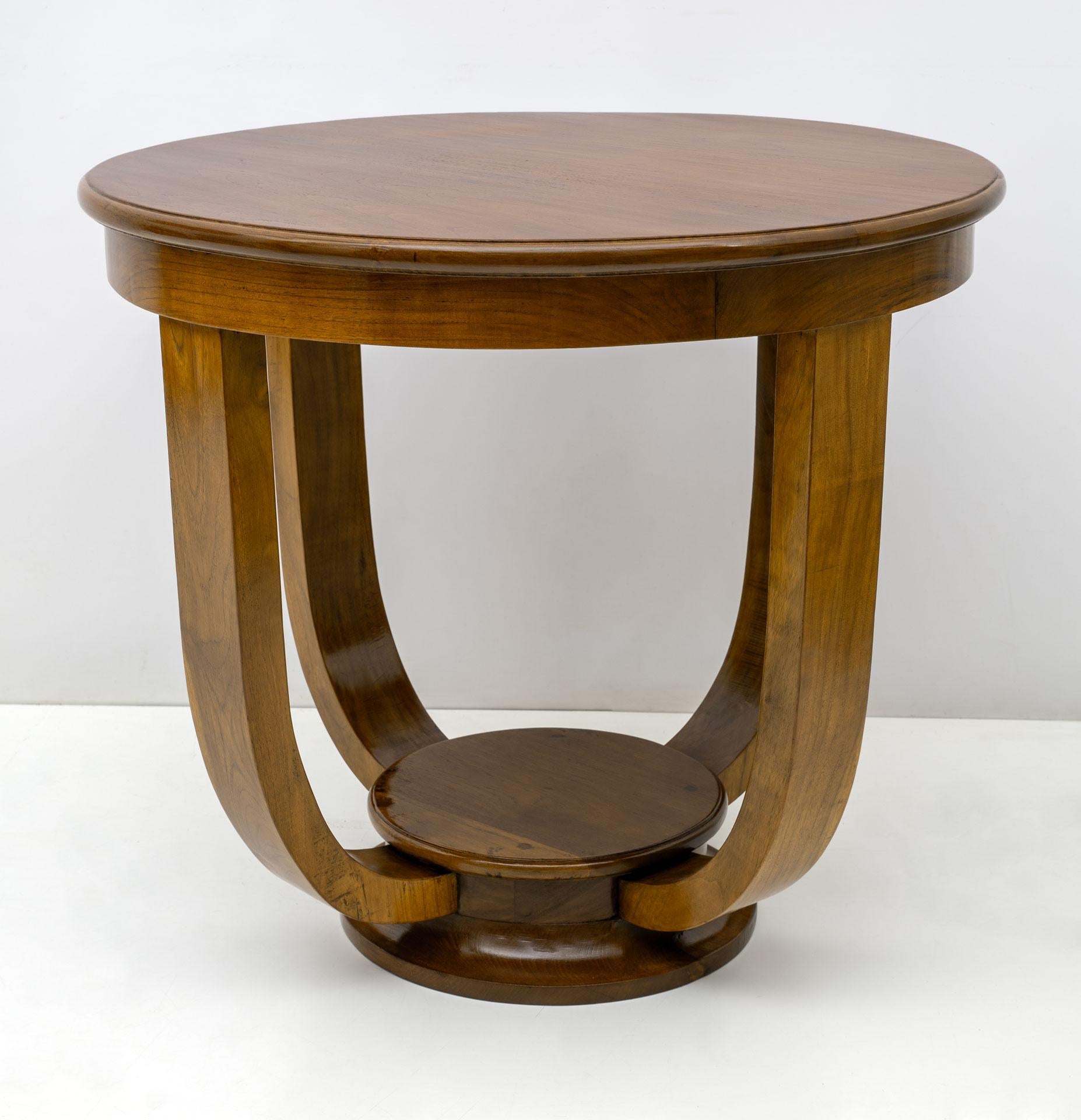 Art Dèco Italian Walnut Round Coffee Table, 1930s For Sale at 1stDibs