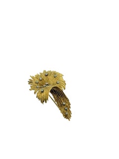 Art Deco Italian Yellow Gold Brooch with Diamonds