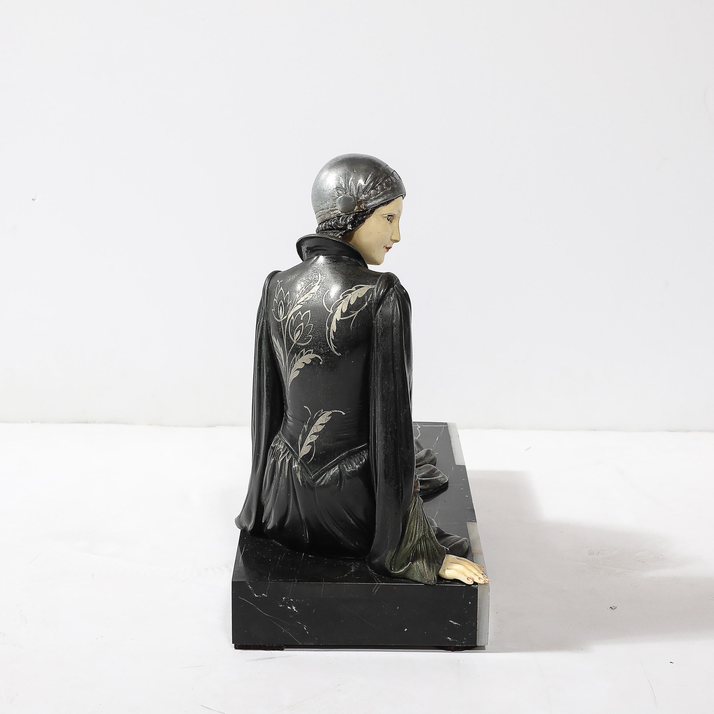 Art Deco Ivorine, scultura di flapper reclinata in bronzo e marmo dopo Chiparus in vendita 1