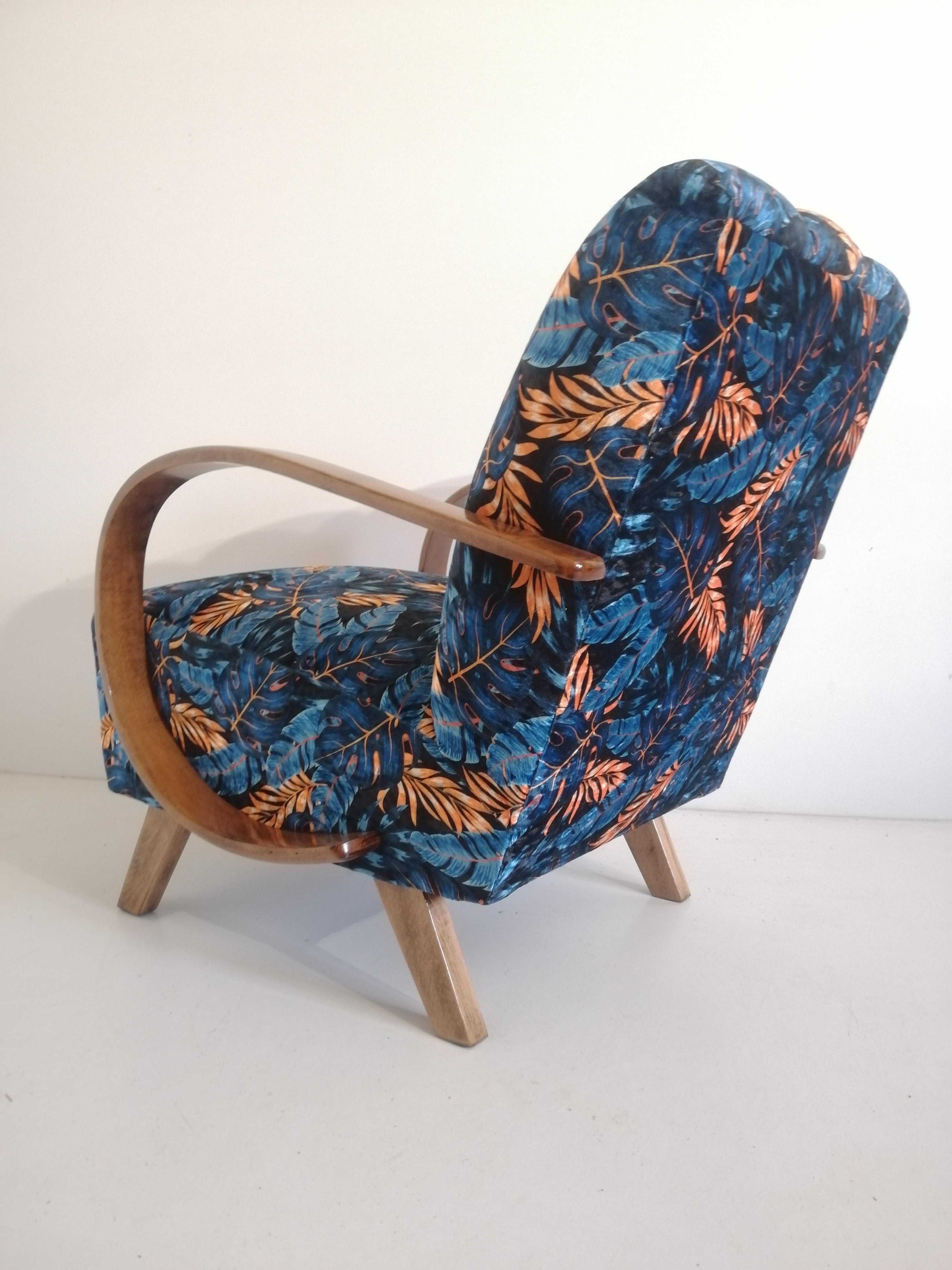Tchèque Fauteuil Art Déco J. Halabala en vente