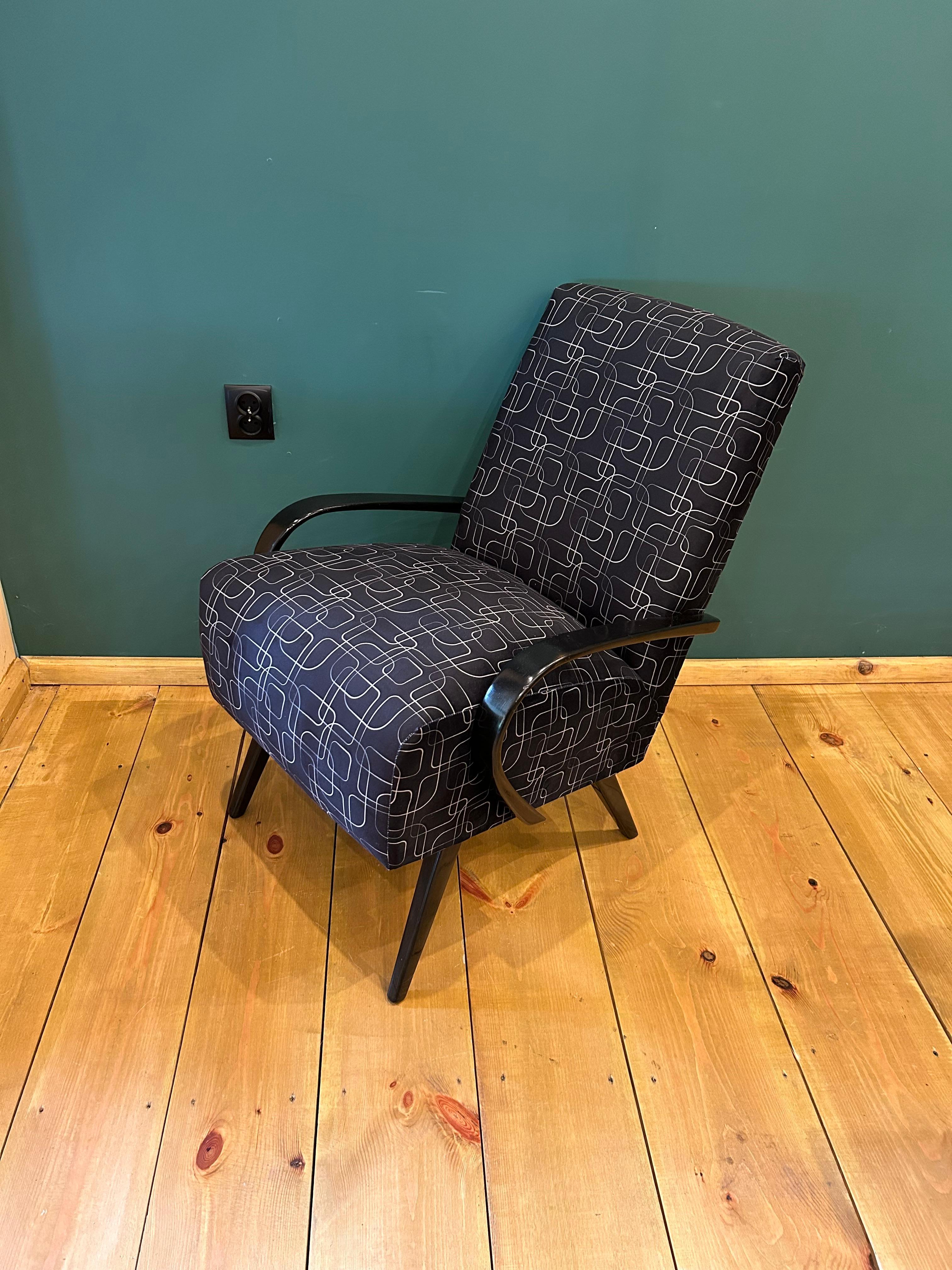 Sillón Art Decó J. Halabala en venta 1