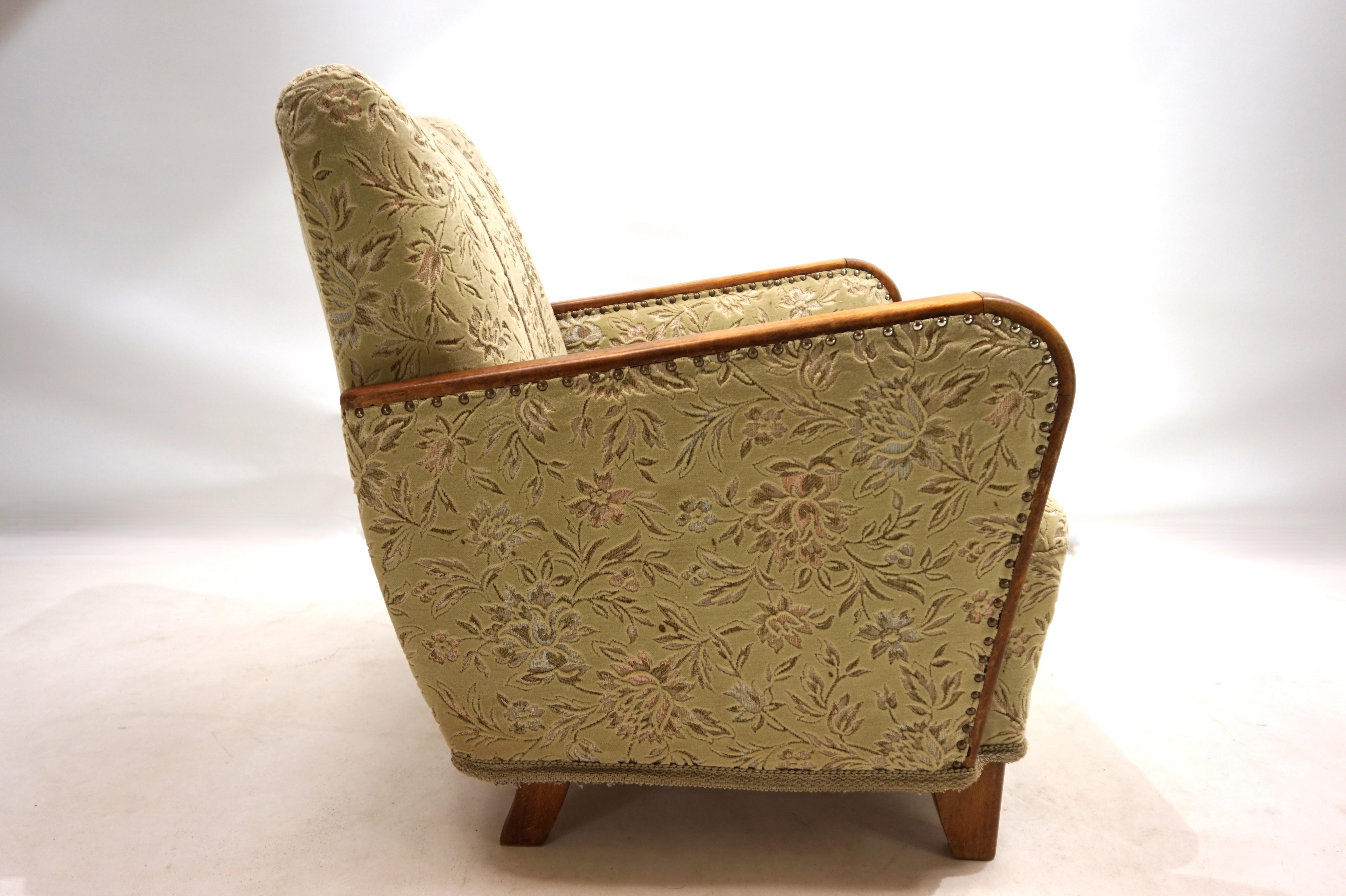 Art Deco jacquard velvet lounge chair, 1930 For Sale 7