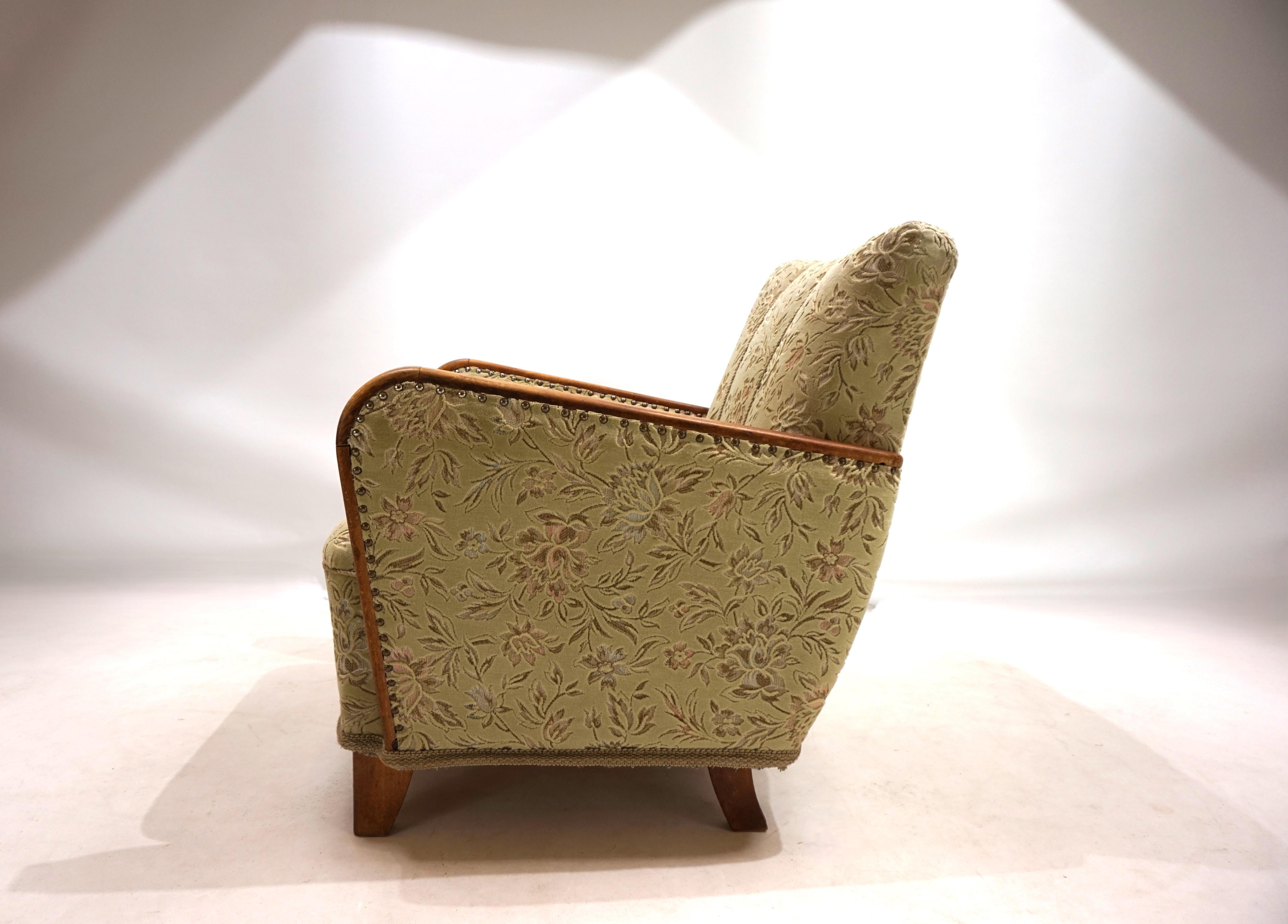 Art Deco jacquard velvet lounge chair, 1930 For Sale 12