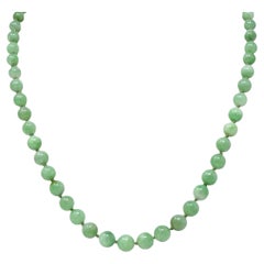 Art Deco Jade Diamond 14 Karat White Gold Vintage Graduated Jade Bead Necklace