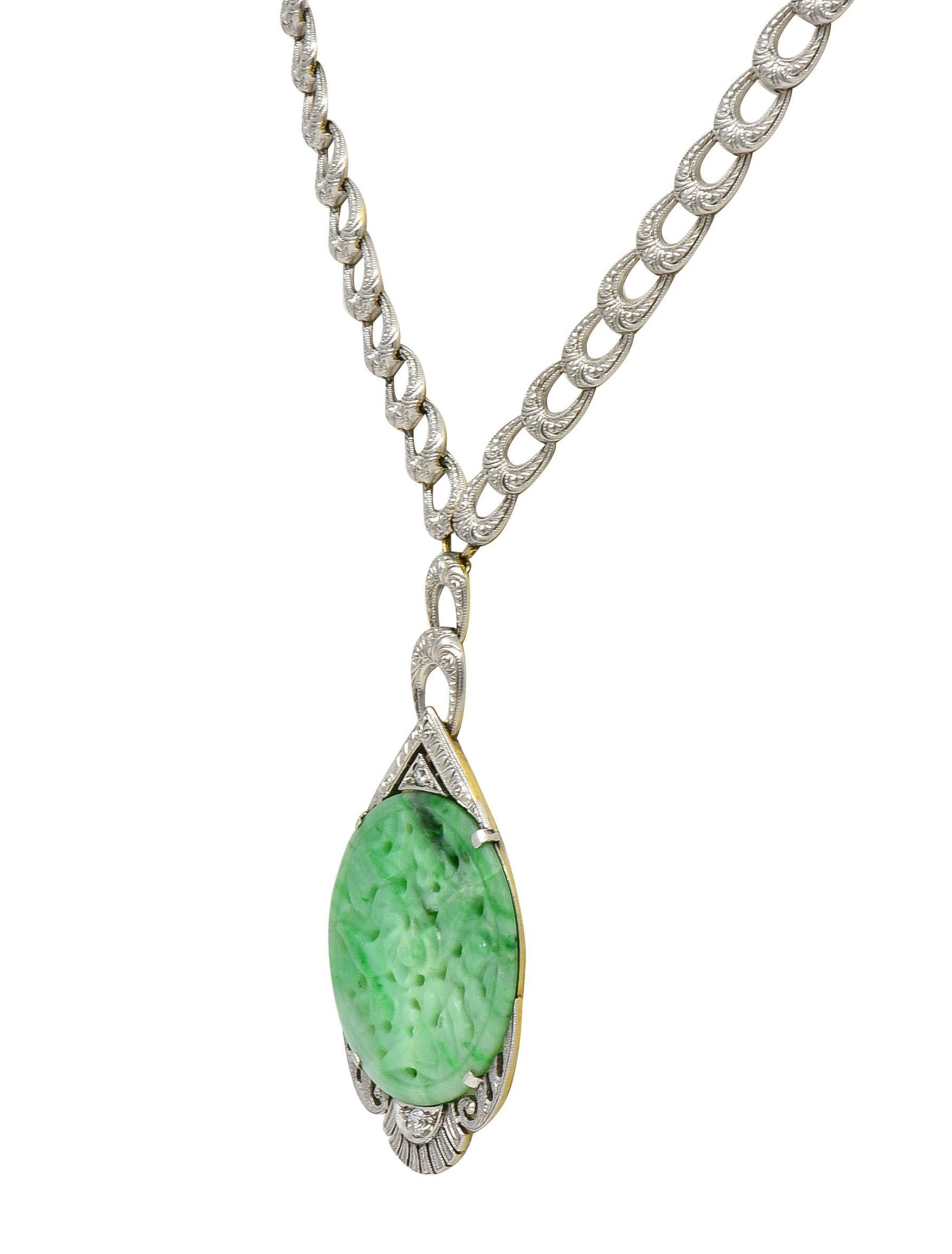 Art Deco Jade Diamond Platinum 14 Karat Gold Bird Drop Antique Necklace In Excellent Condition For Sale In Philadelphia, PA