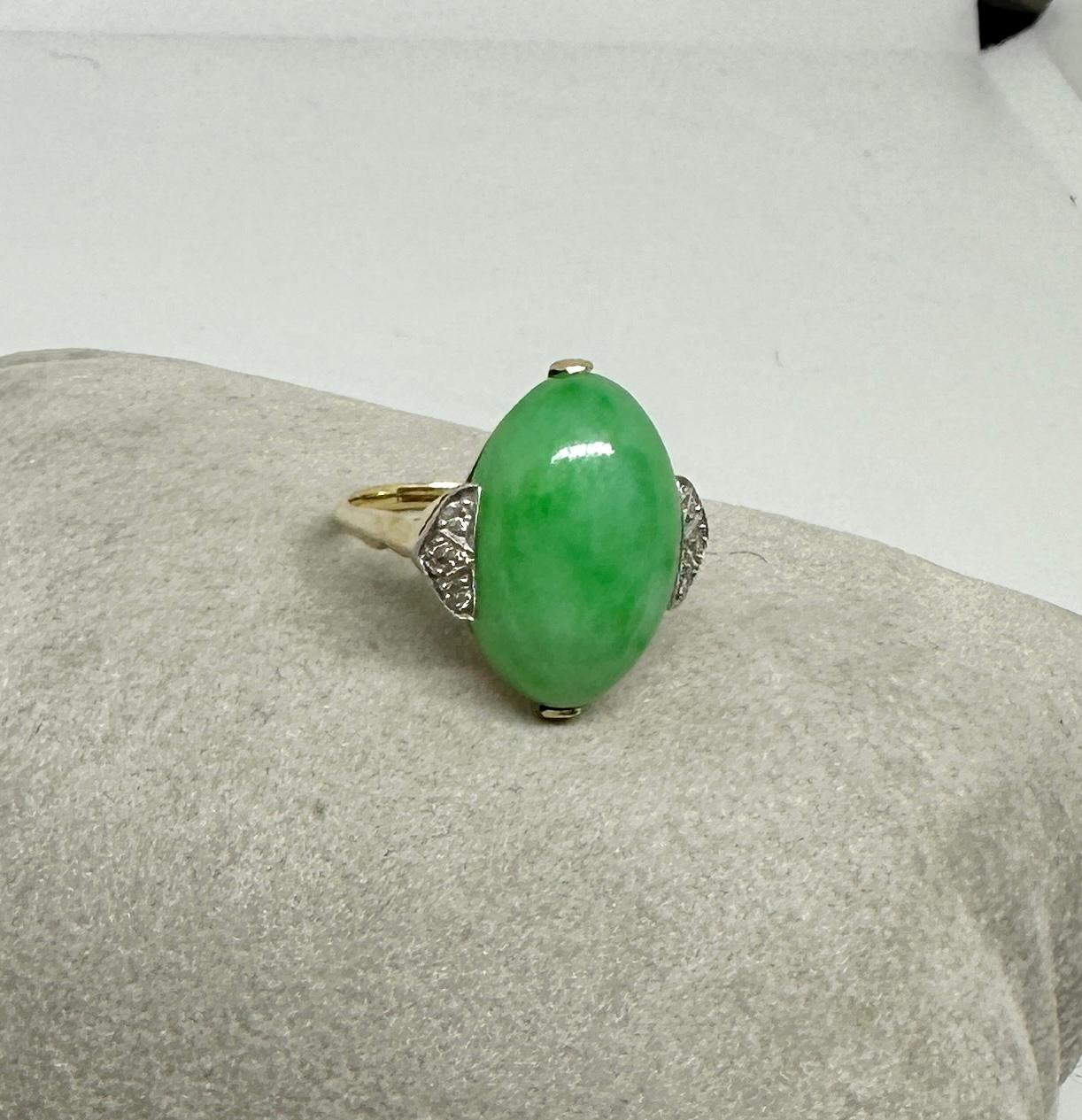Art Deco Jade Diamond Platinum Ring Antique Wedding Engagement Ring For Sale 2