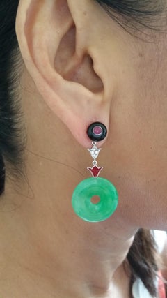 Pendientes Colgantes de Jade Donuts de Oro Diamantes Rubíes Esmalte Rojo Estilo Art Déco