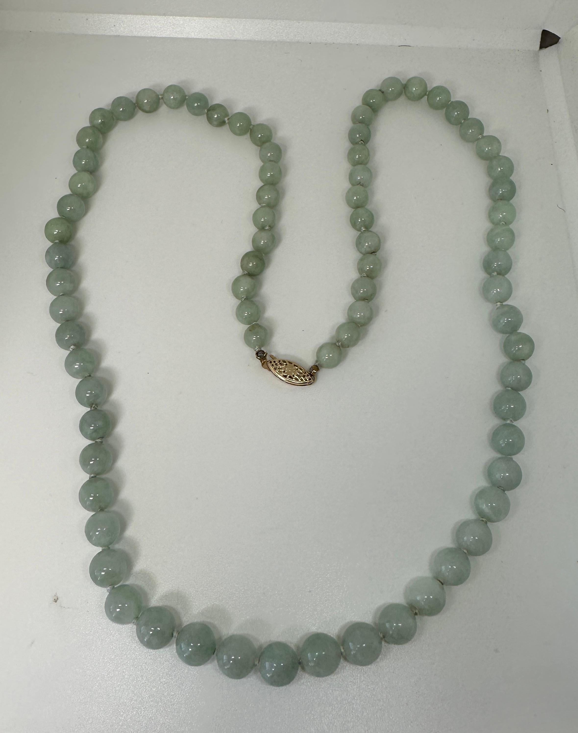 Art Deco Jade Necklace 30 Inches 14 Karat Yellow Gold 10mm Jade Beads For Sale 1