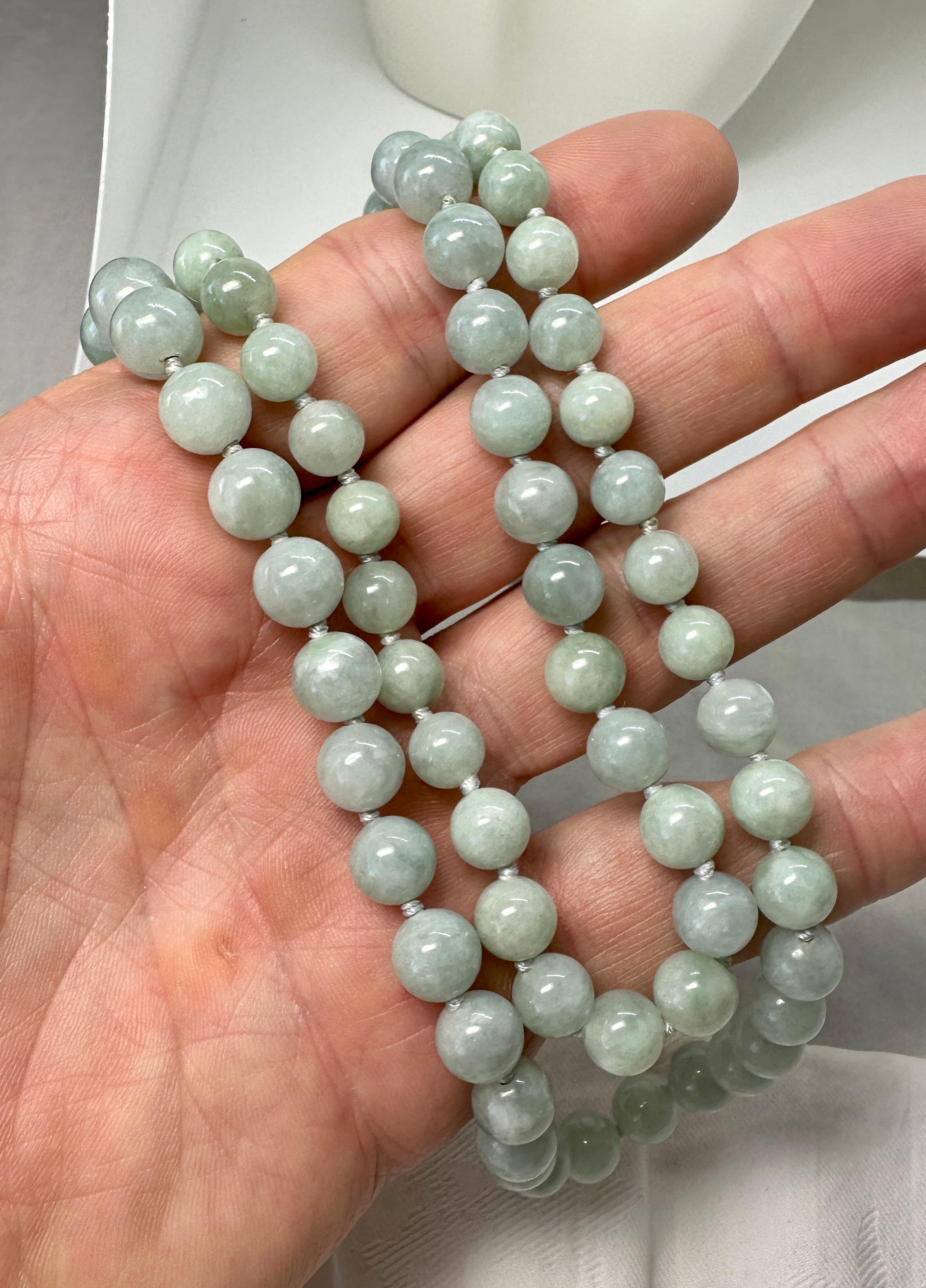Art Deco Jade Necklace 30 Inches 14 Karat Yellow Gold 10mm Jade Beads For Sale 3
