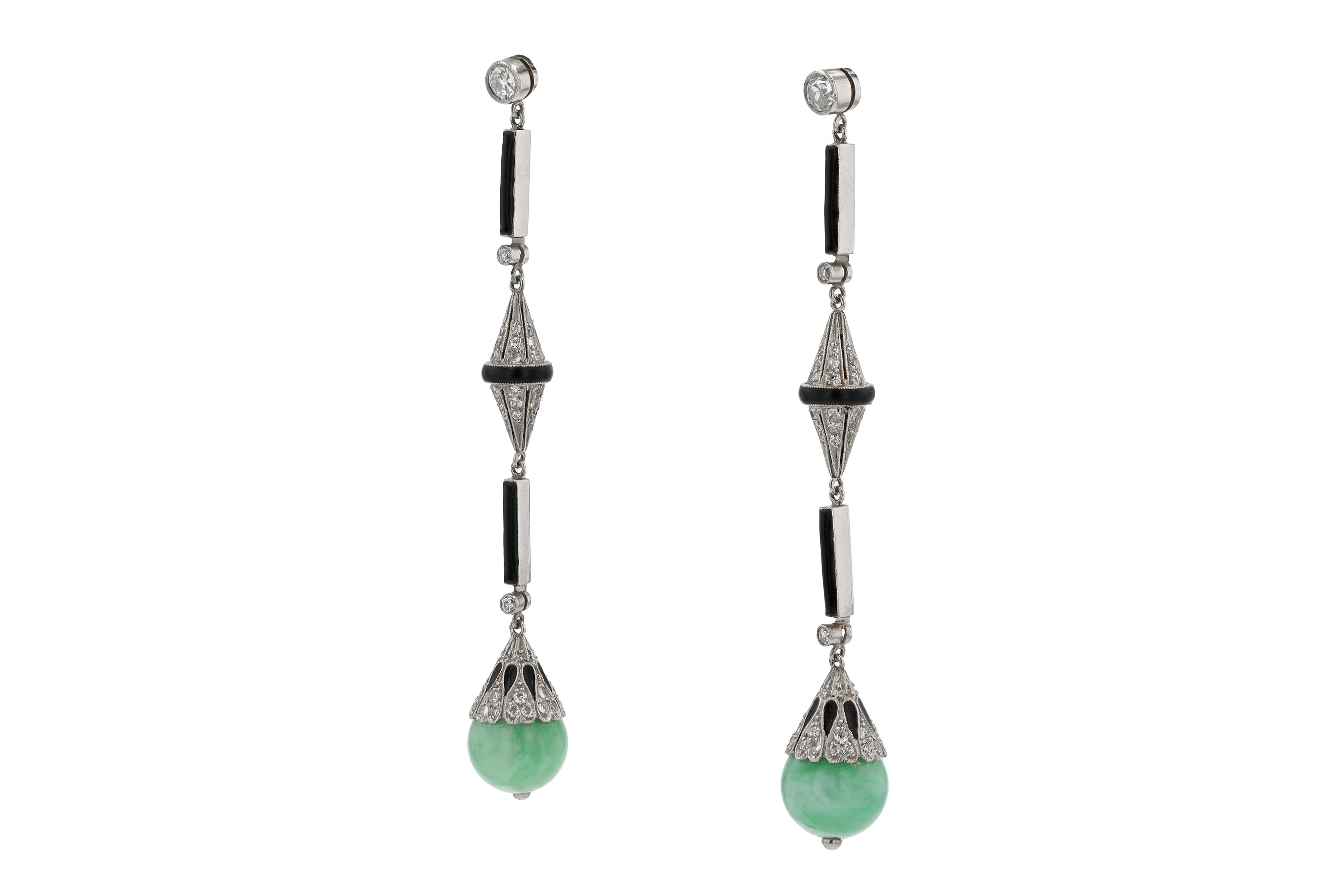 Antique Art Deco Jade Onyx & Diamond Long Dangle Earrings In Good Condition In Santa Barbara, CA
