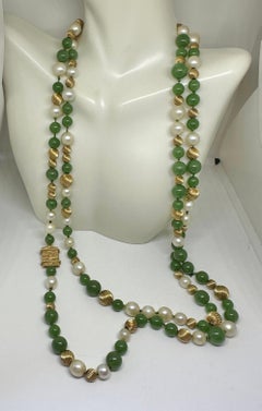 Art Deco Jade Pearl Necklace 51 Inches 14 Karat Yellow Gold 10mm Jade Beads